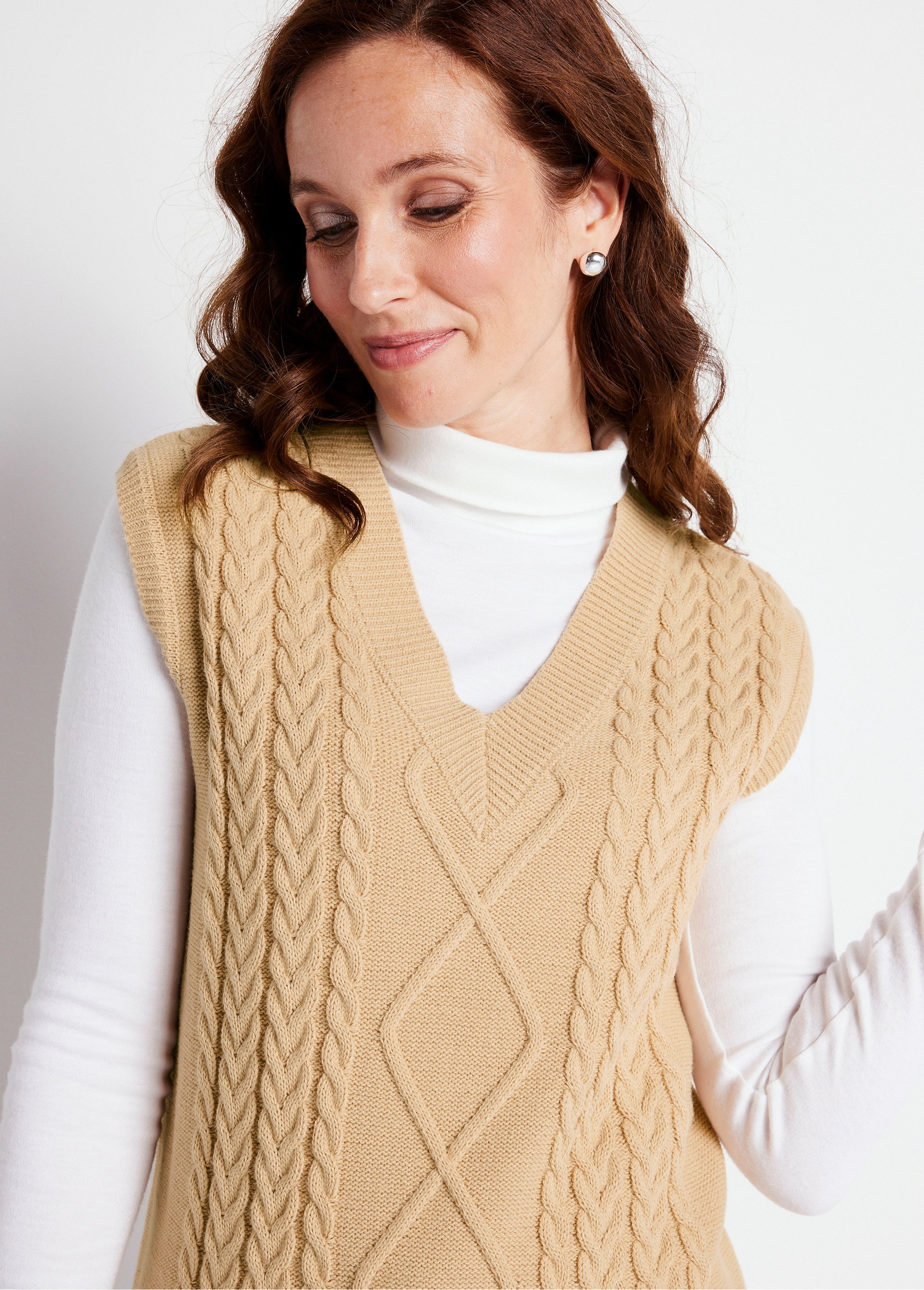Pull col V sans manches maille fantaisie