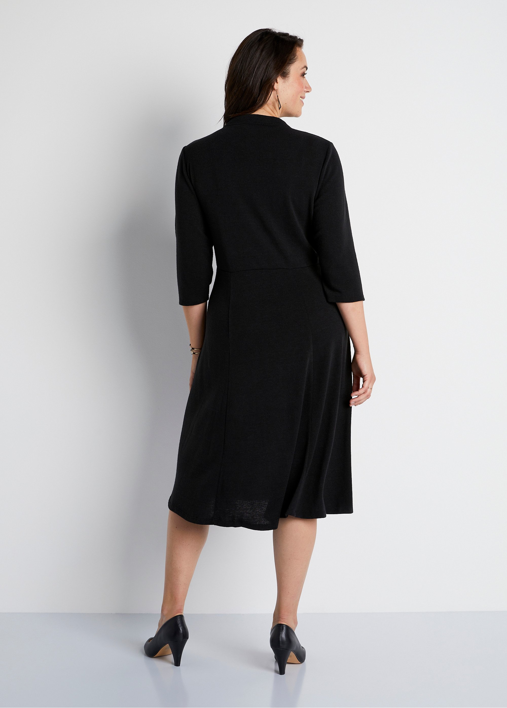 Robe courte cache-coeur manches 3/4