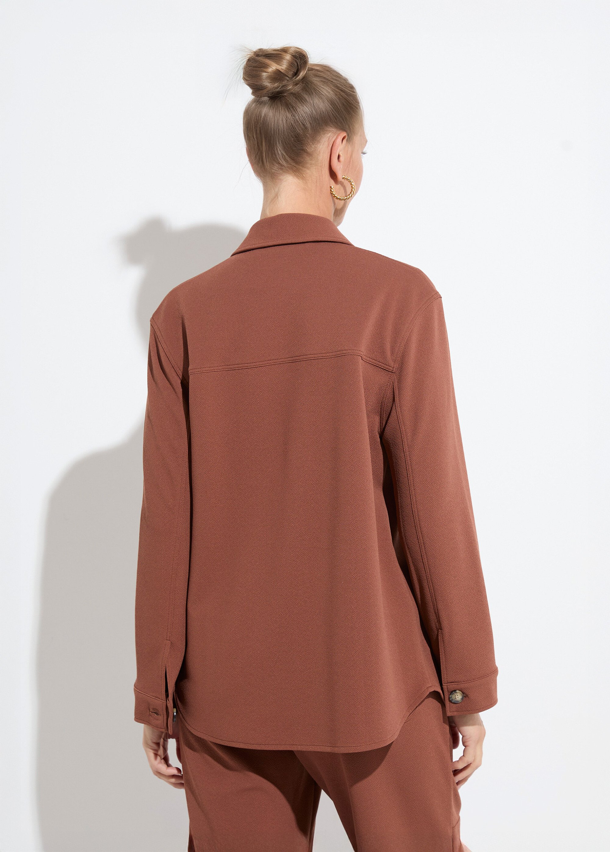 Surchemise boutonnée maille crêpe unie Femme Marron CARIBA DO1