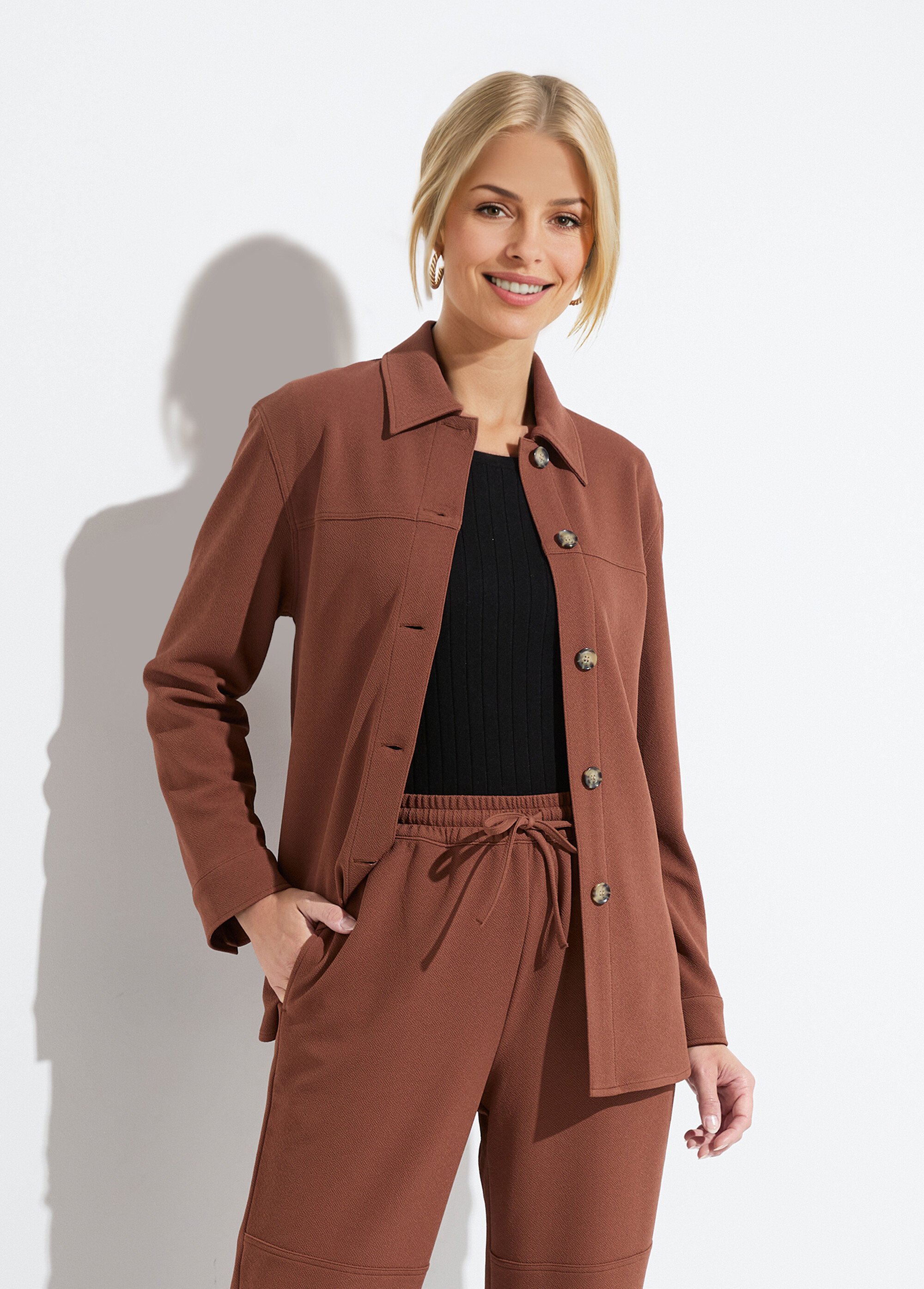 Surchemise boutonnée maille crêpe unie Femme Marron CARIBA FA1