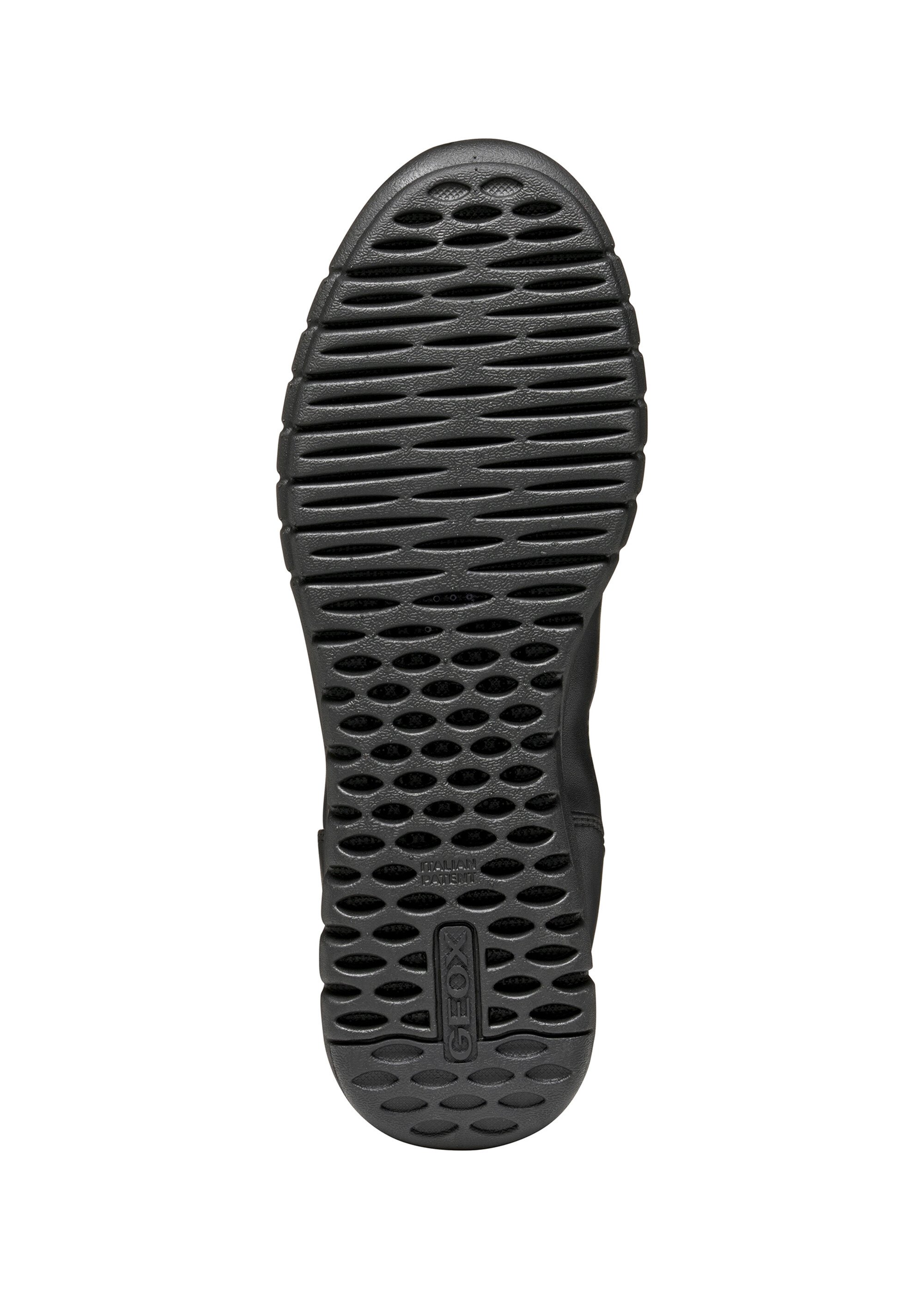 Boots Chelsea avec semelle crantée Femme Noir GEO-D567SB UN1