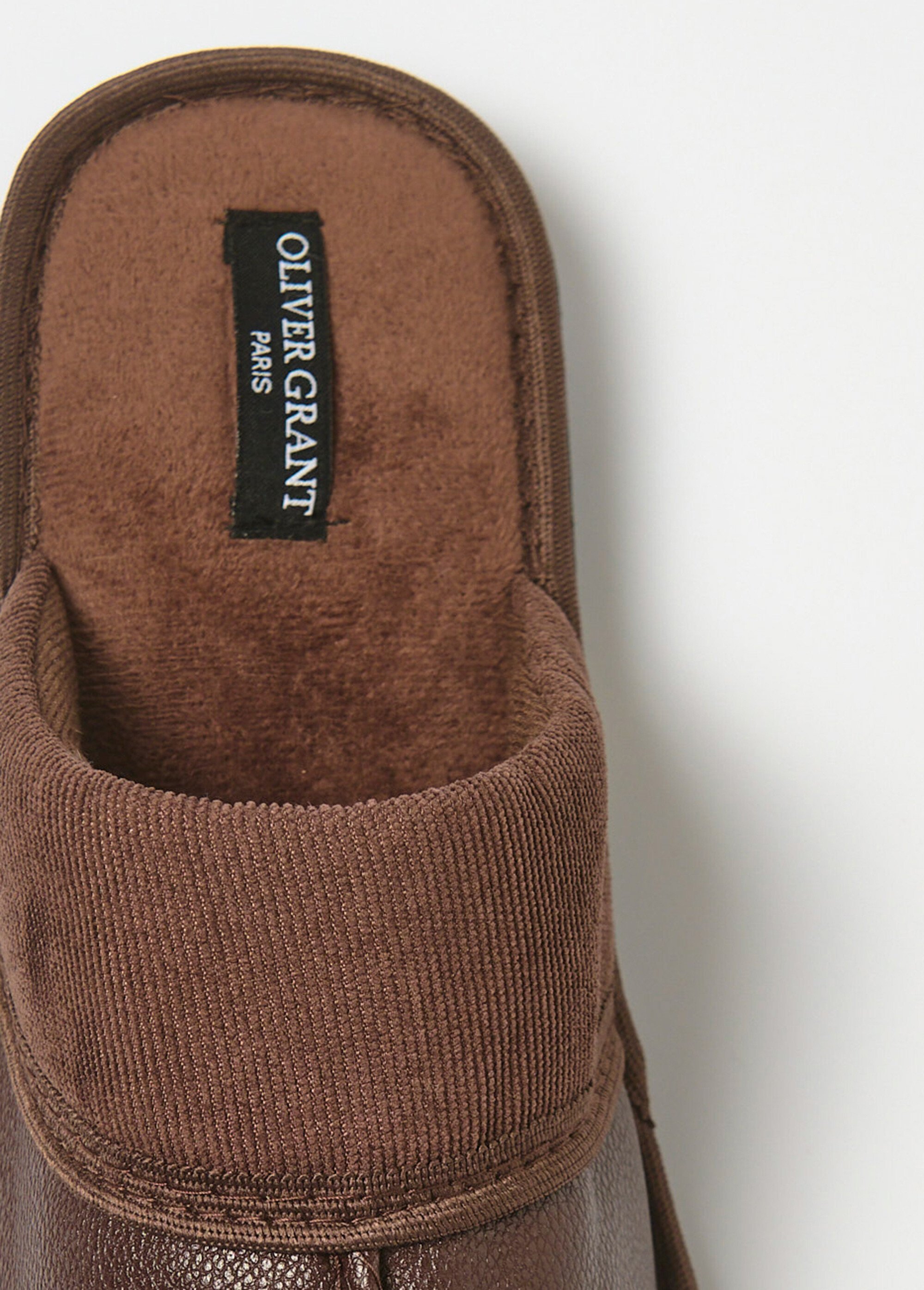 Chaussons côtelés et cuir imitation