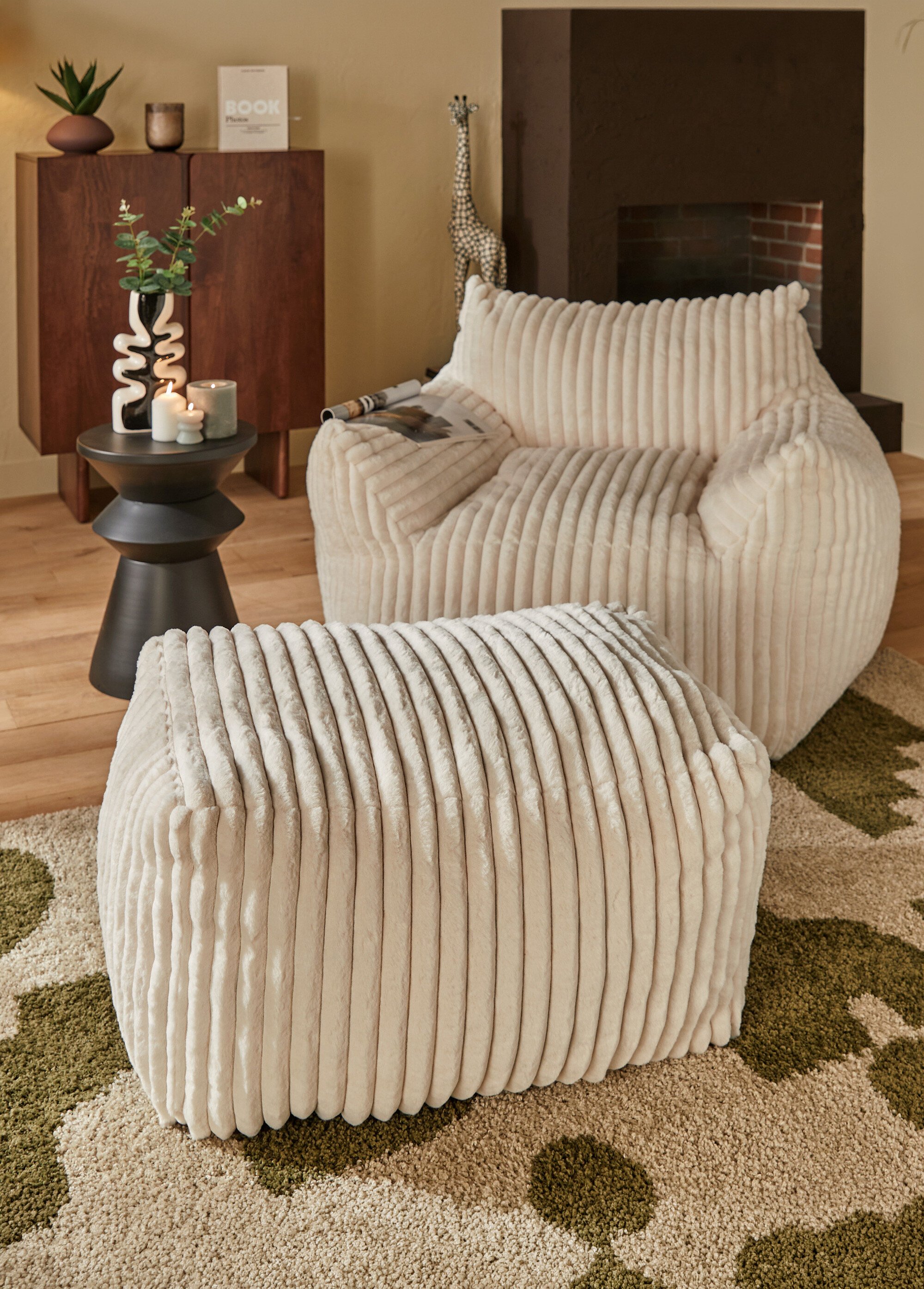 Pouf grand format fourrure cotelée MUZI BLANC JJA-214294D SI1