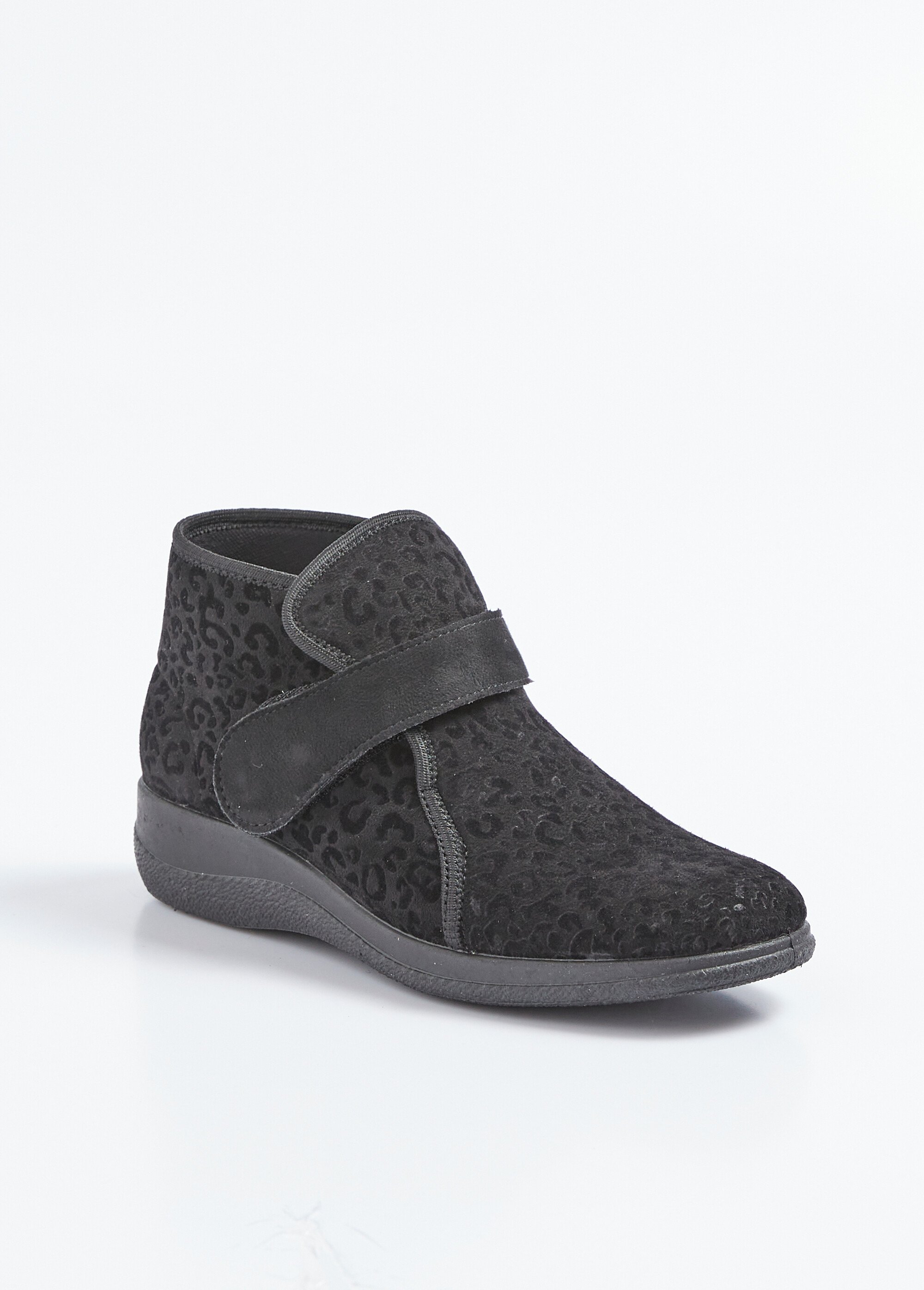 Boots scratchées largeur confort imprimé léopard ou uni Femme Noir ORMINA FA1