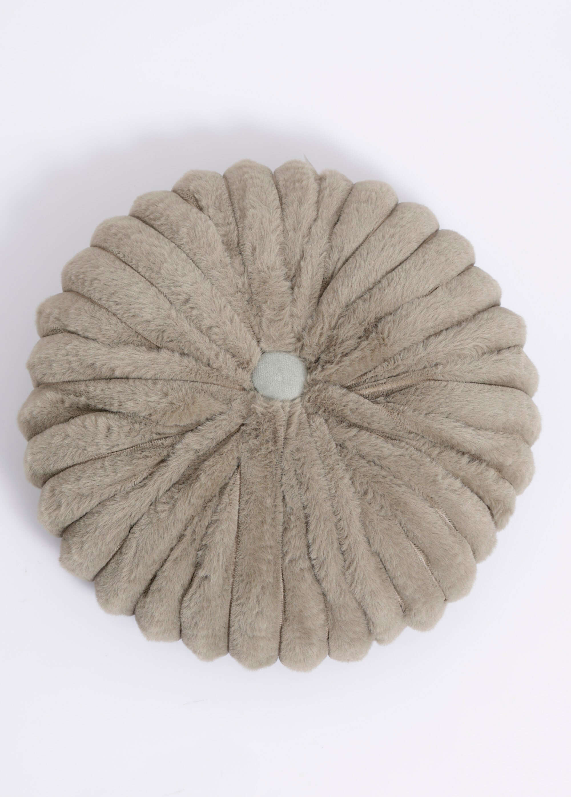 Coussin déco rond en fausse fourrure