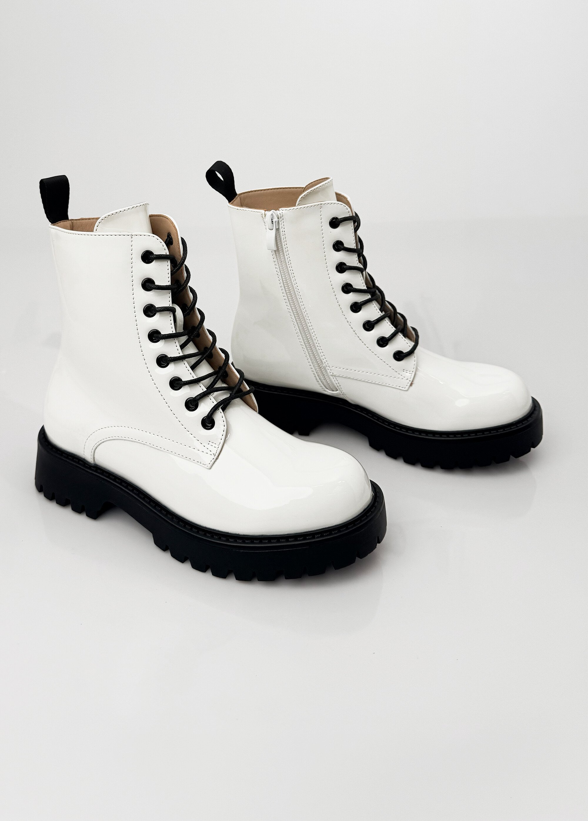 Bottines vernies style Combat boots Femme Blanc LBS-DMLM7066 DE1