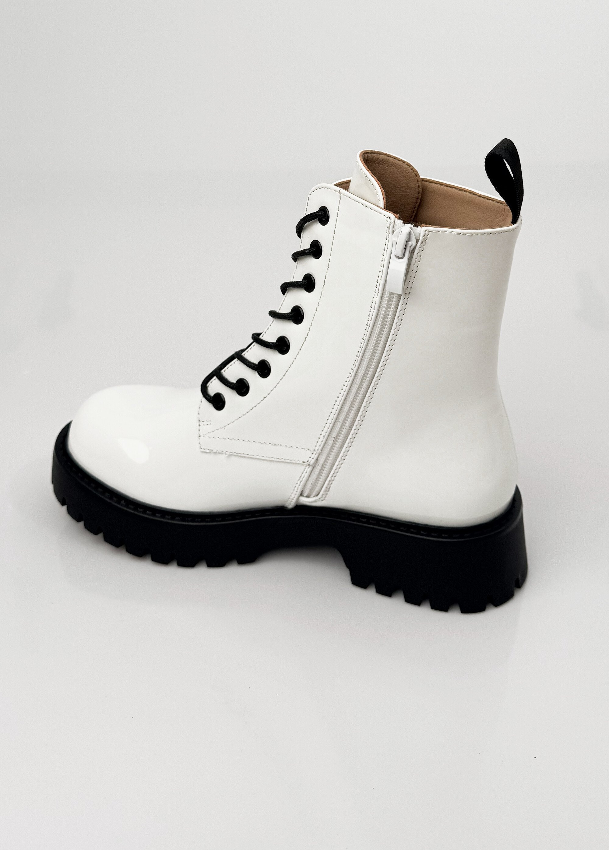 Bottines vernies style Combat boots Femme Blanc LBS-DMLM7066 DO1
