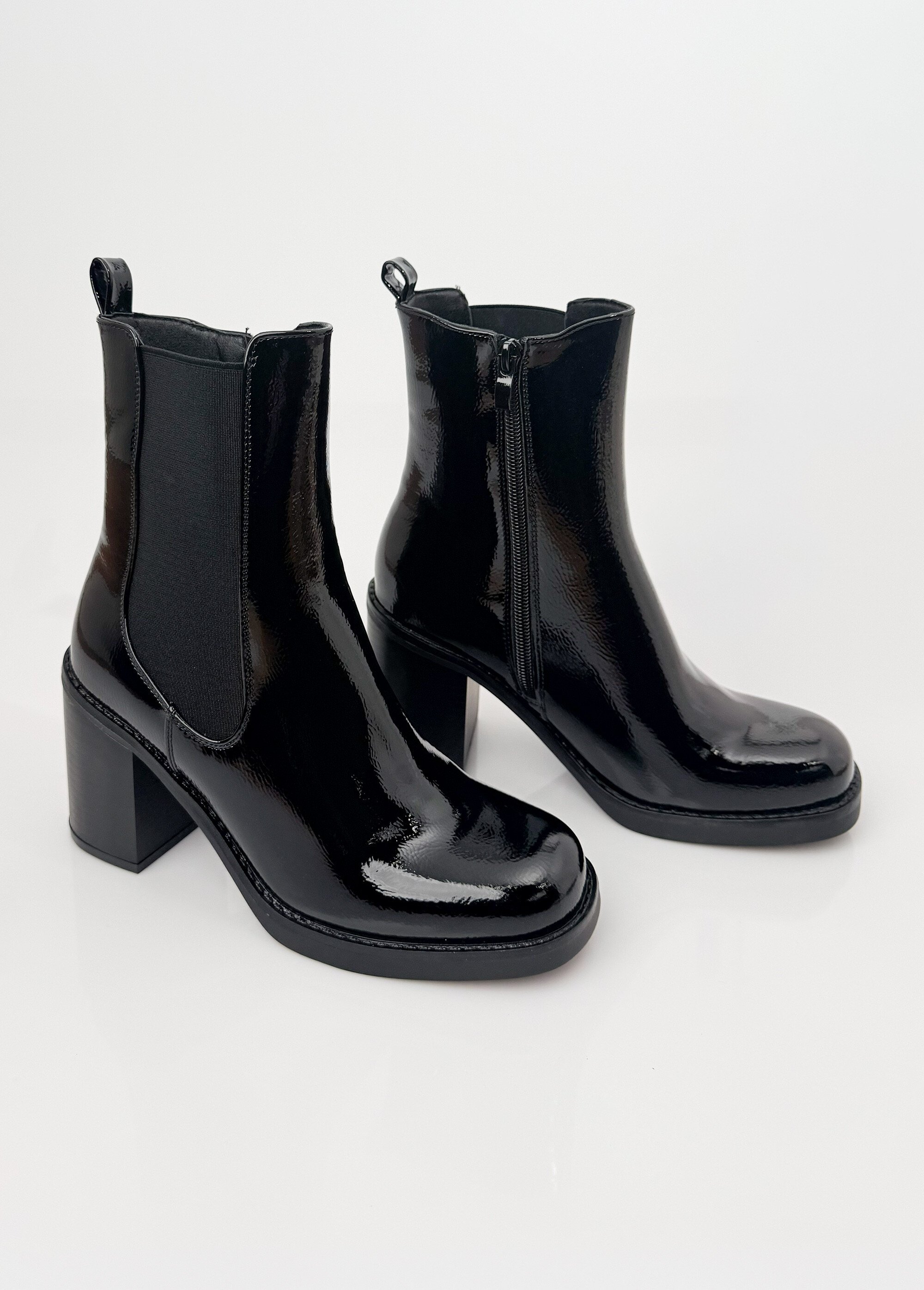 Chelsea boots vernies à talon, bout carré Femme Rouge LBS-DMLM9675 DE1