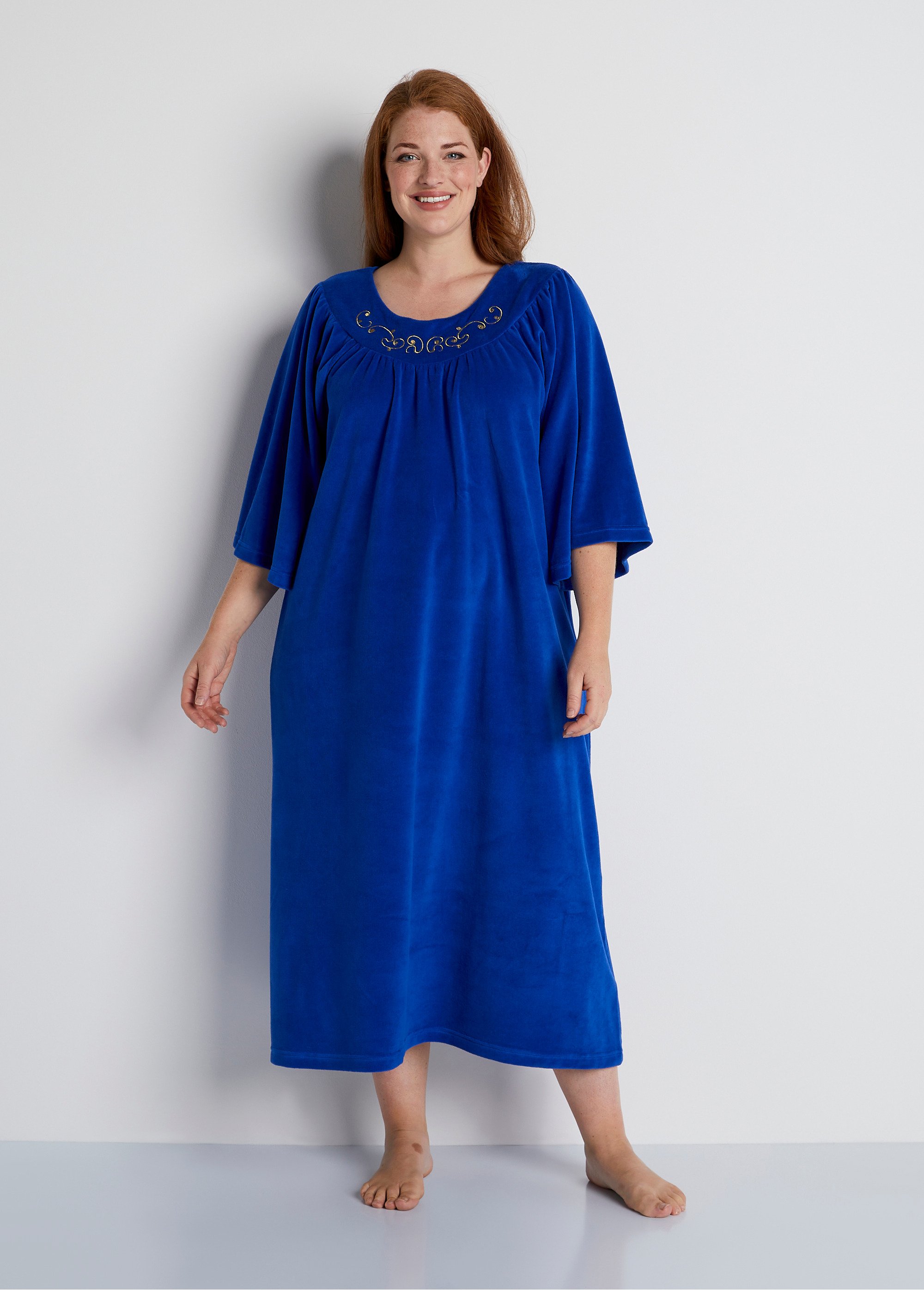 Robe d'hôtesse en velours