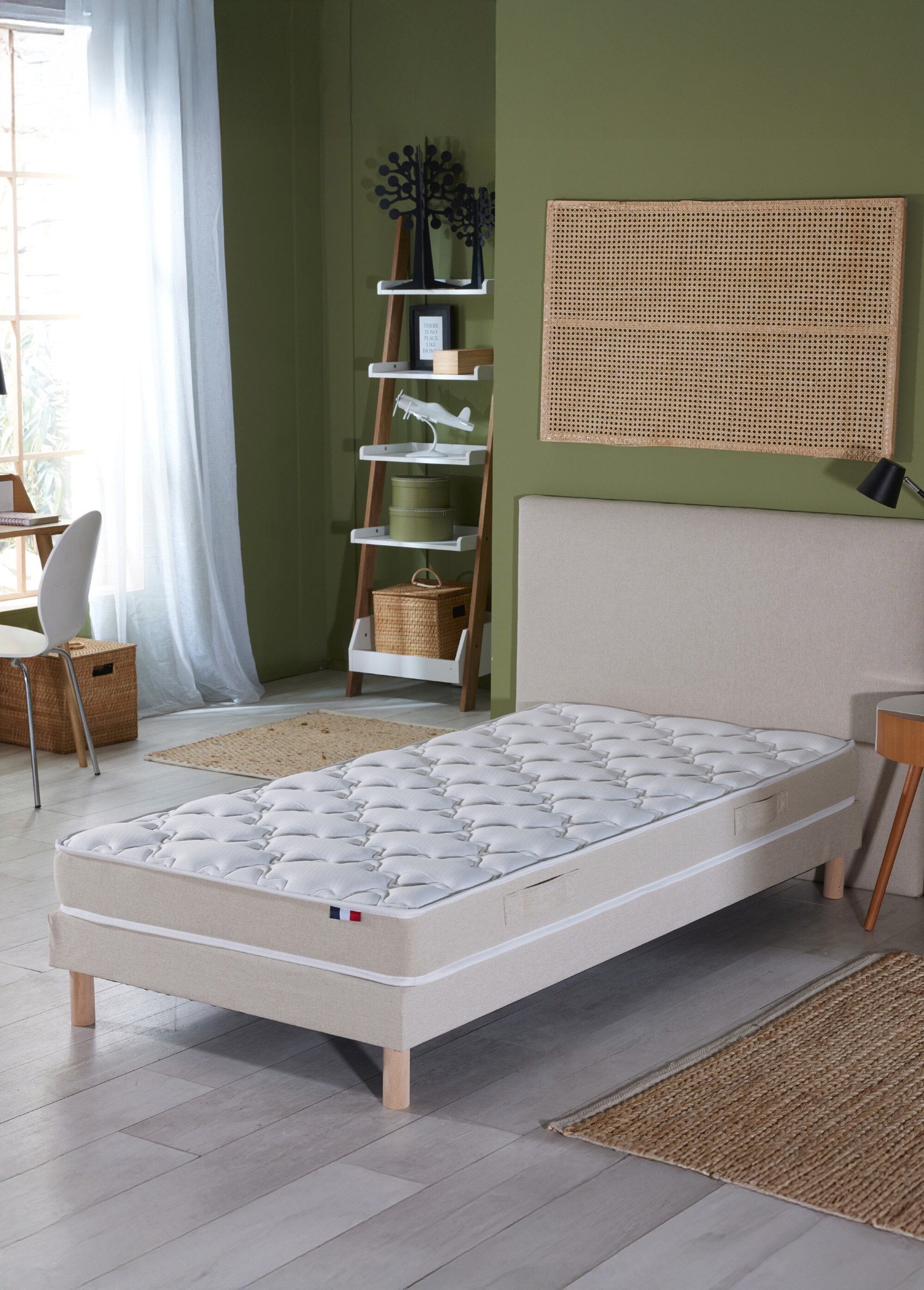 Matelas ferme mousse haute densité, haut. 17/18cm BLANC AFI-LAVANDE SF2