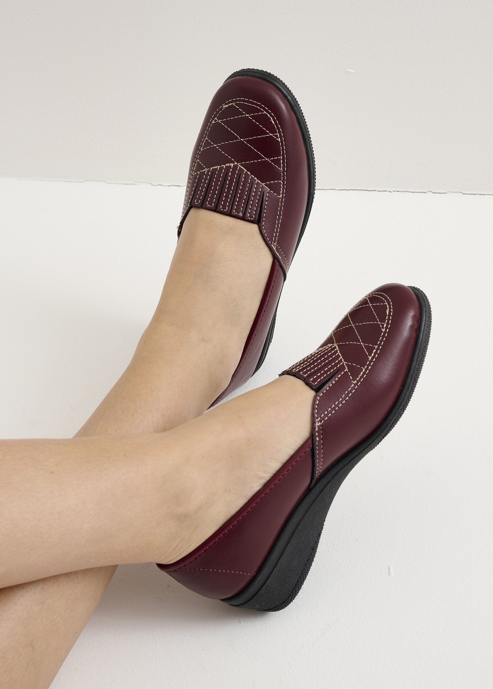 Mocassins cuir largeur confort élastiqués Femme Rouge ODONIA SF1