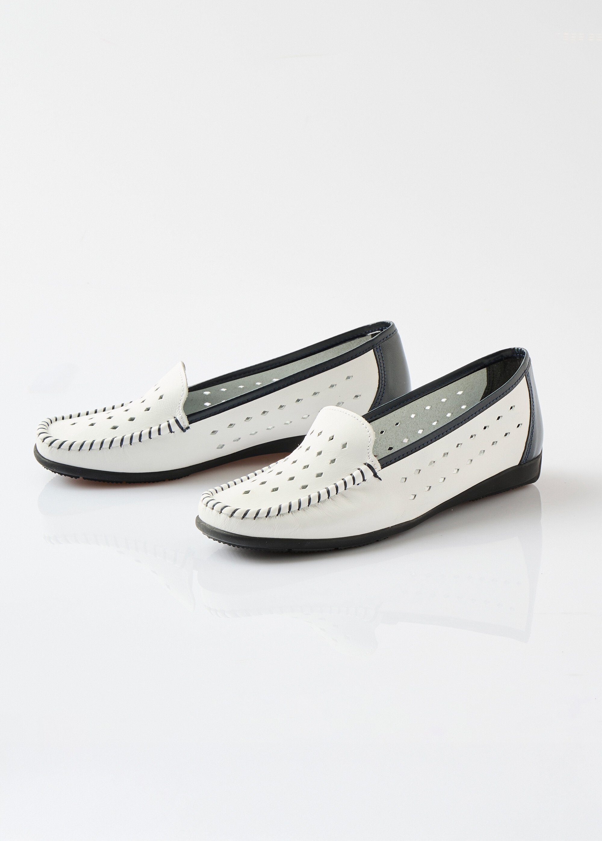 Mocassins souples largeur confort cuir