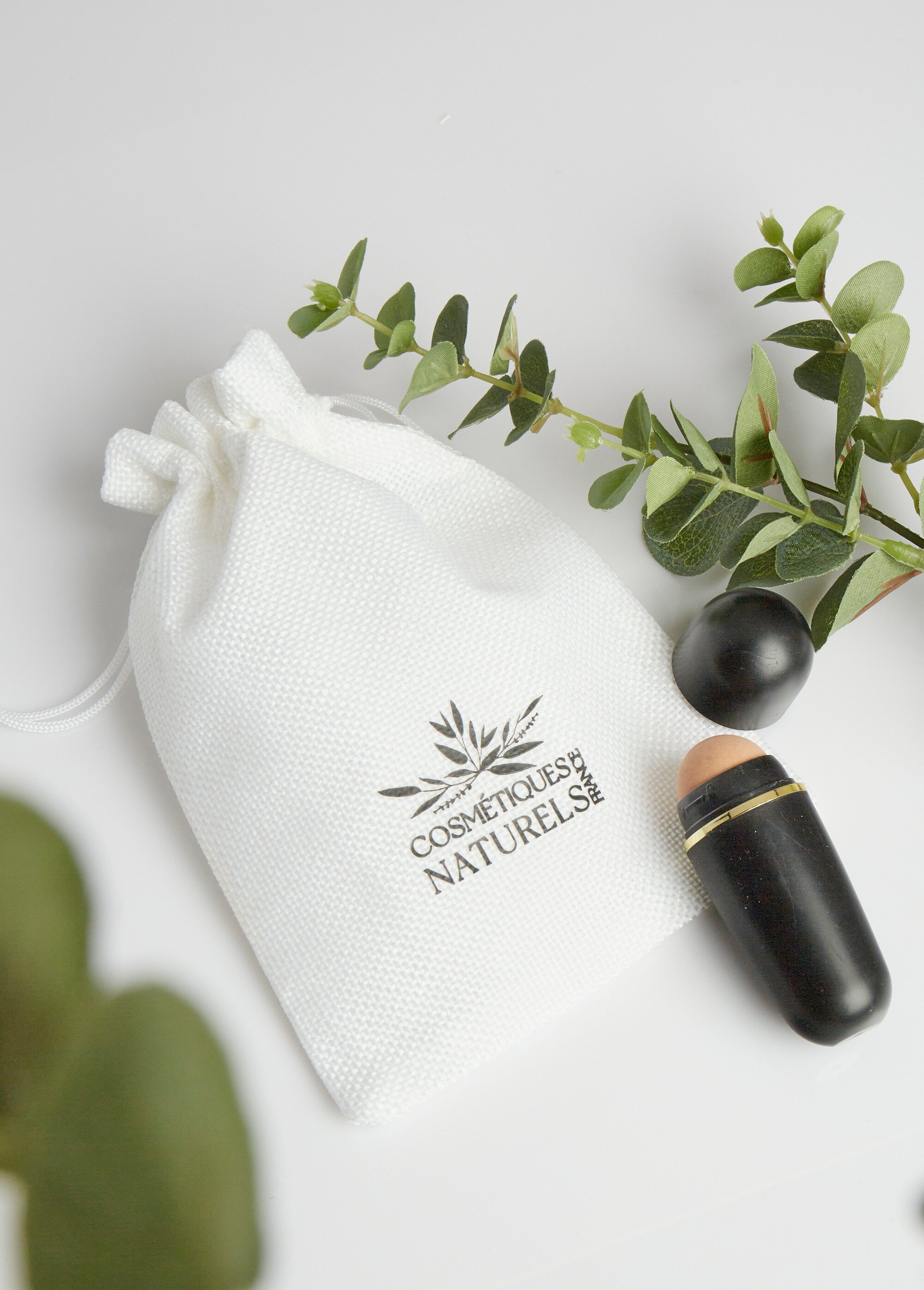 Rouleau matifiant avec pierre volcanique véritable Noir COS-ROULEAU SI1