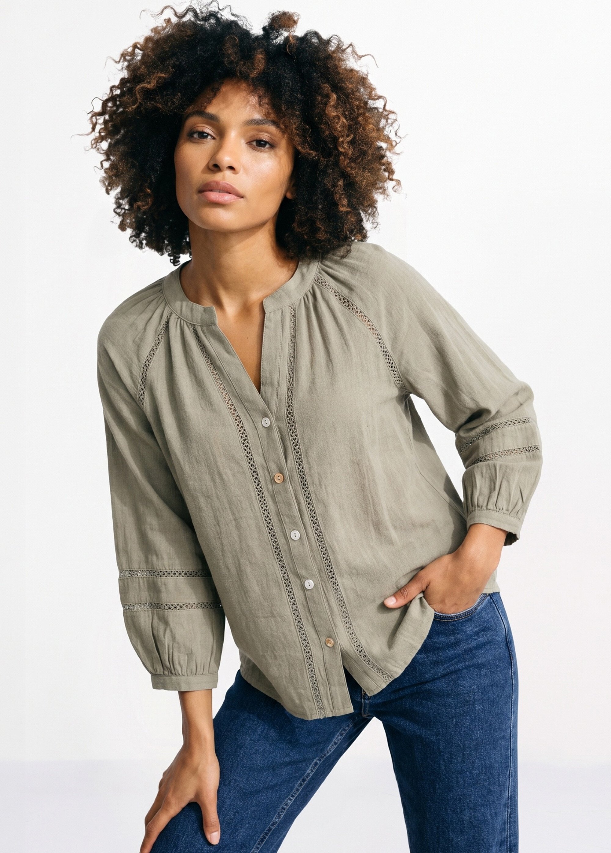 Tunique col V boutonnée, détails macramé Femme Vert IA-Q3256 MV1