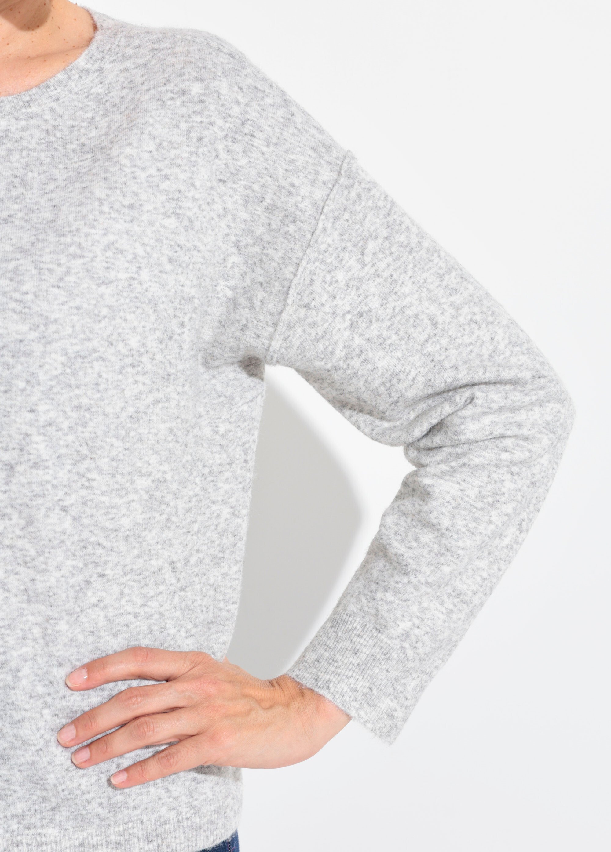 Pull col rond dégagé chaud avec laine Femme Gris IA-AR819 DE2