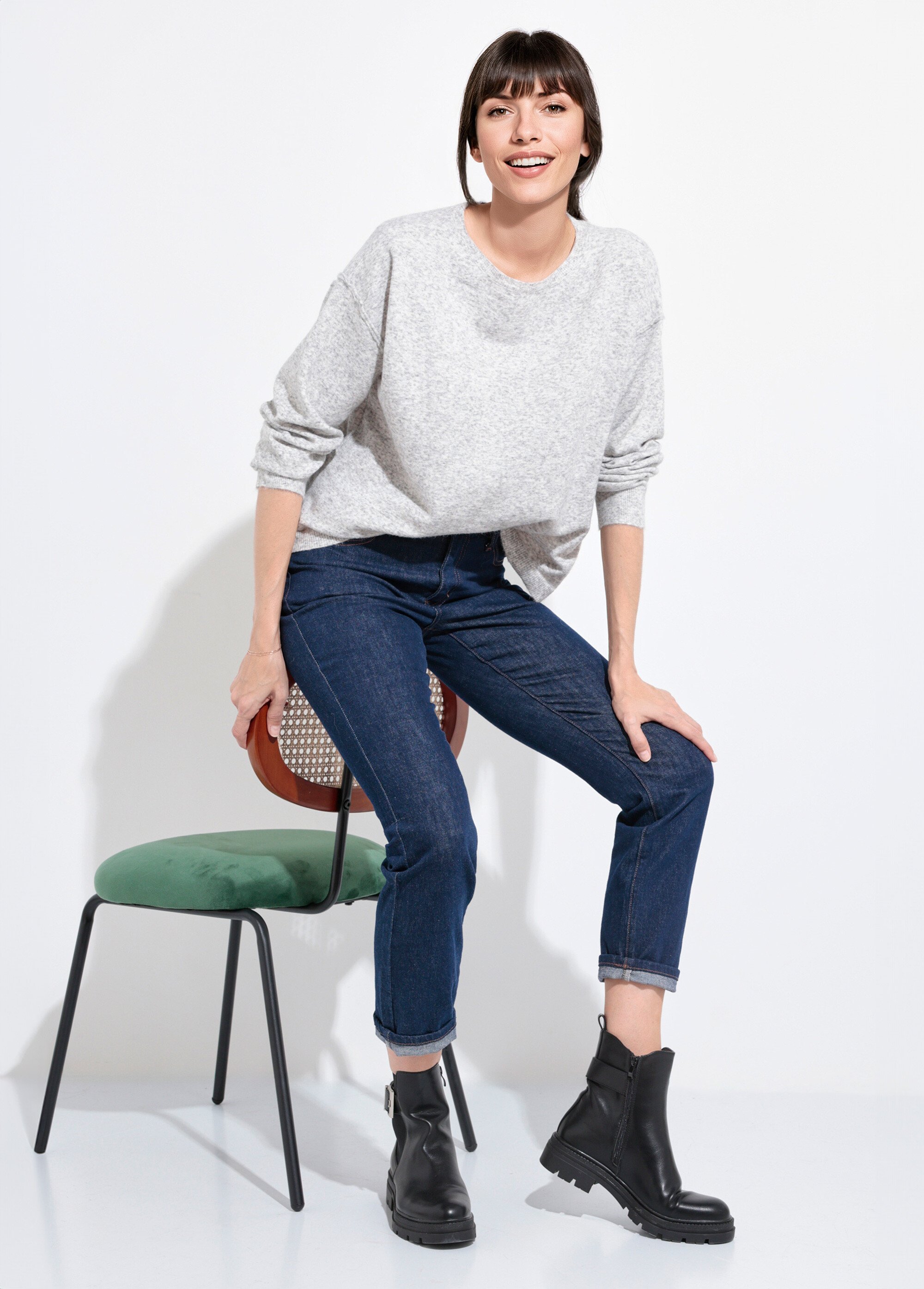 Pull col rond dégagé chaud avec laine Femme Gris IA-AR819 SI1