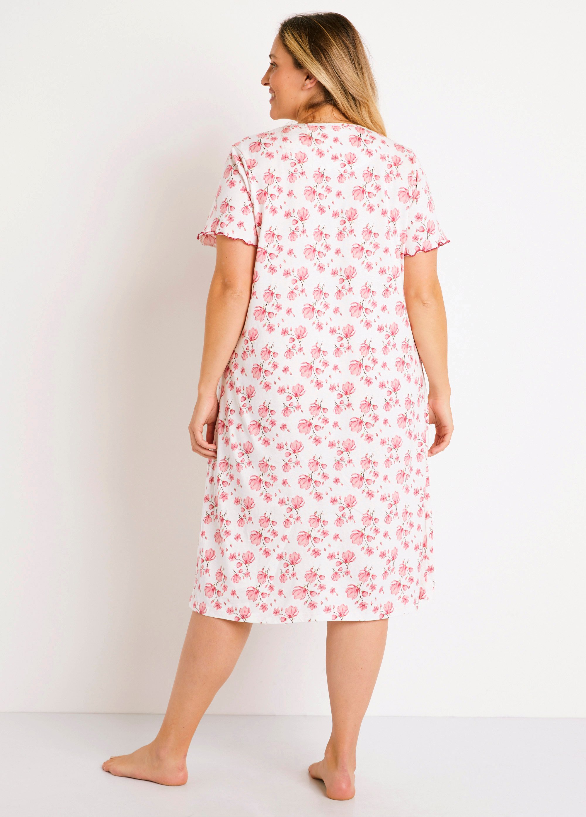 Chemise de nuit manches courtes fleurie