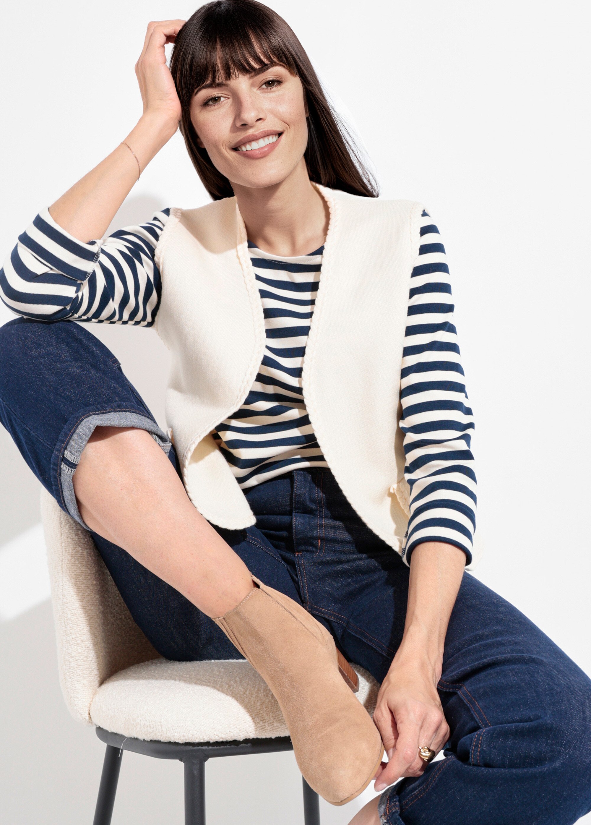 Gilet sans manches épais détails tressés Femme Beige IA-AR820 MV1