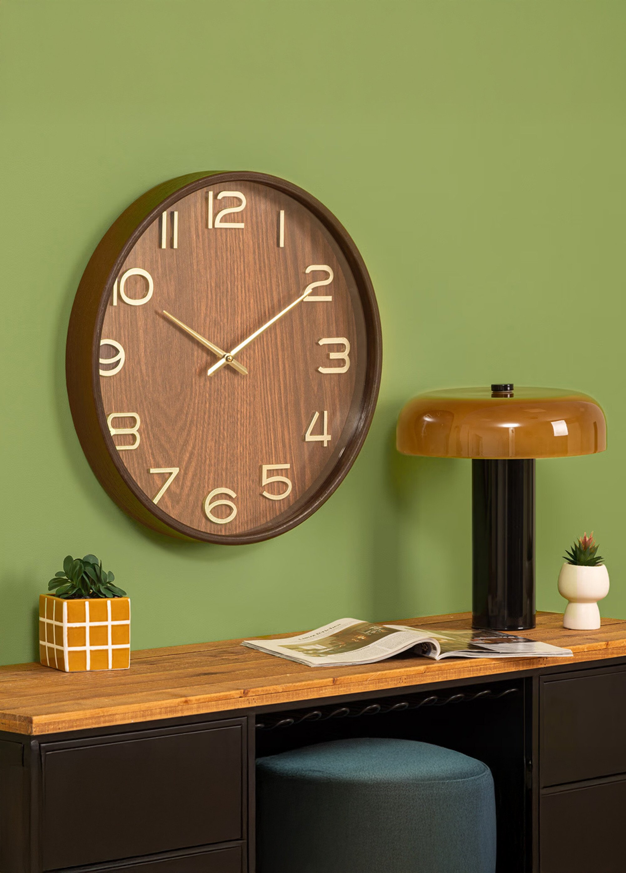 Horloge chiffres métal, fond aspect bois MARRON FONCE JJA-203519A SI1