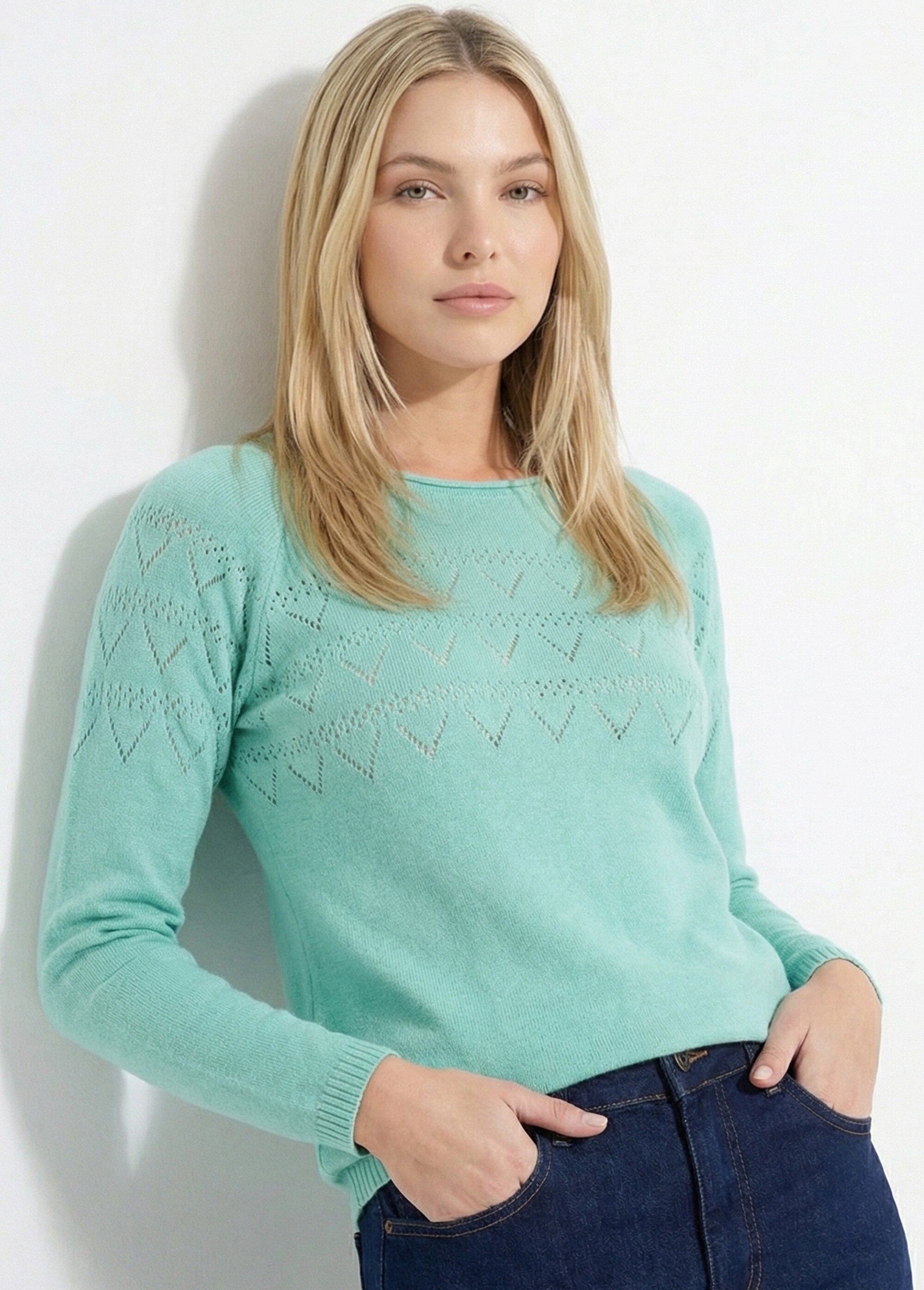 Pull fin ajouré manches longues raglan