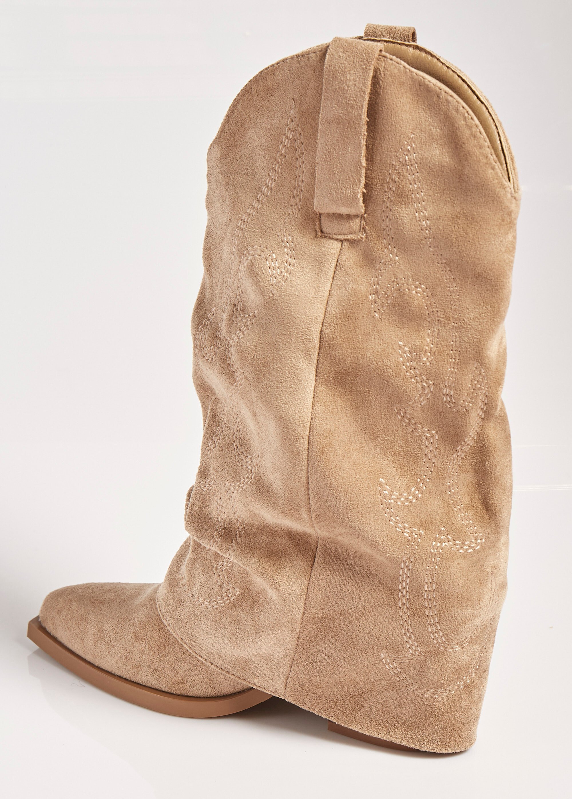 Bottes froissées brodées style cow girl Femme Beige MAR2501A DO1