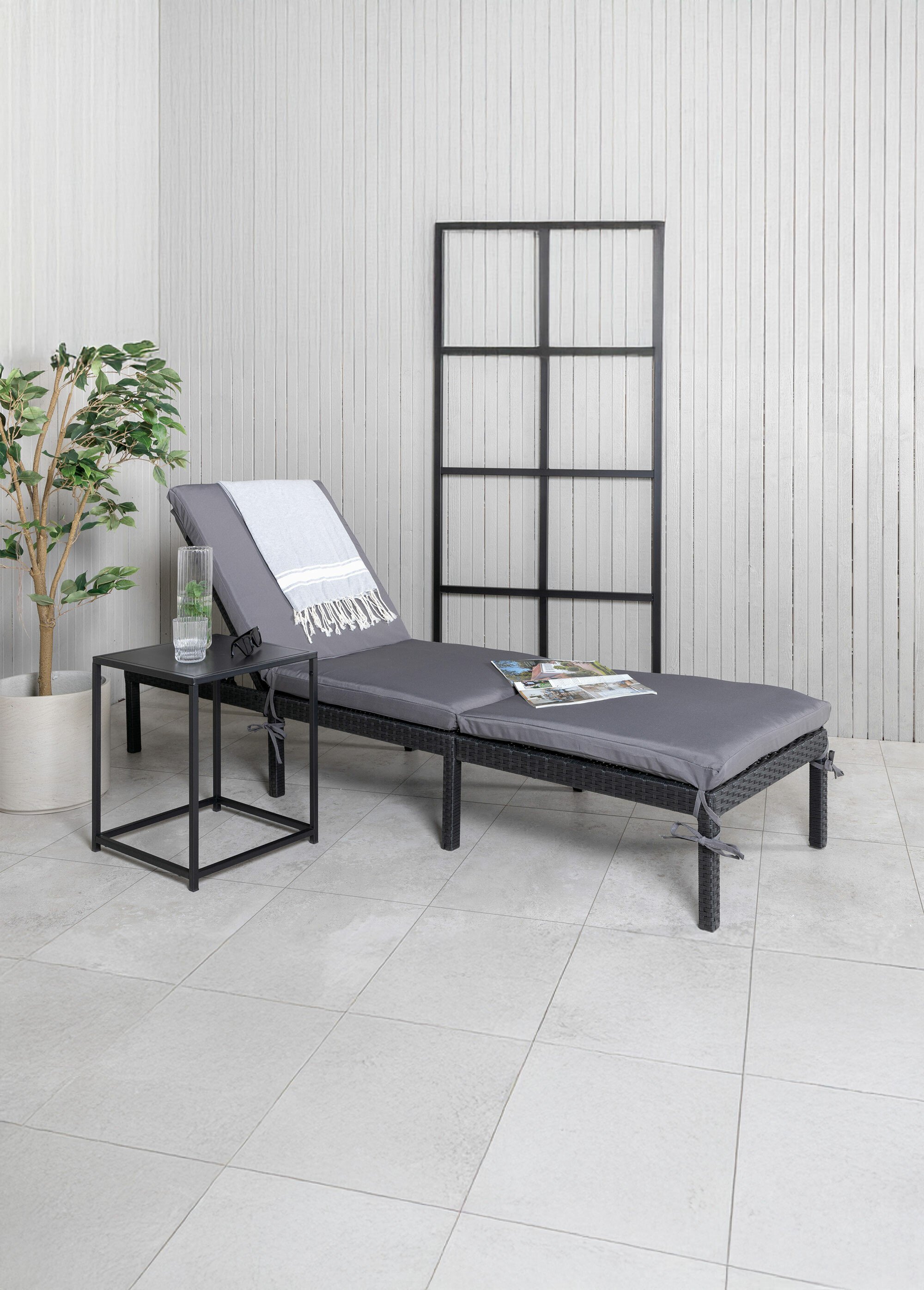 Chaise longue résine tressée + coussin NOIR VEN-1006-001 SI1