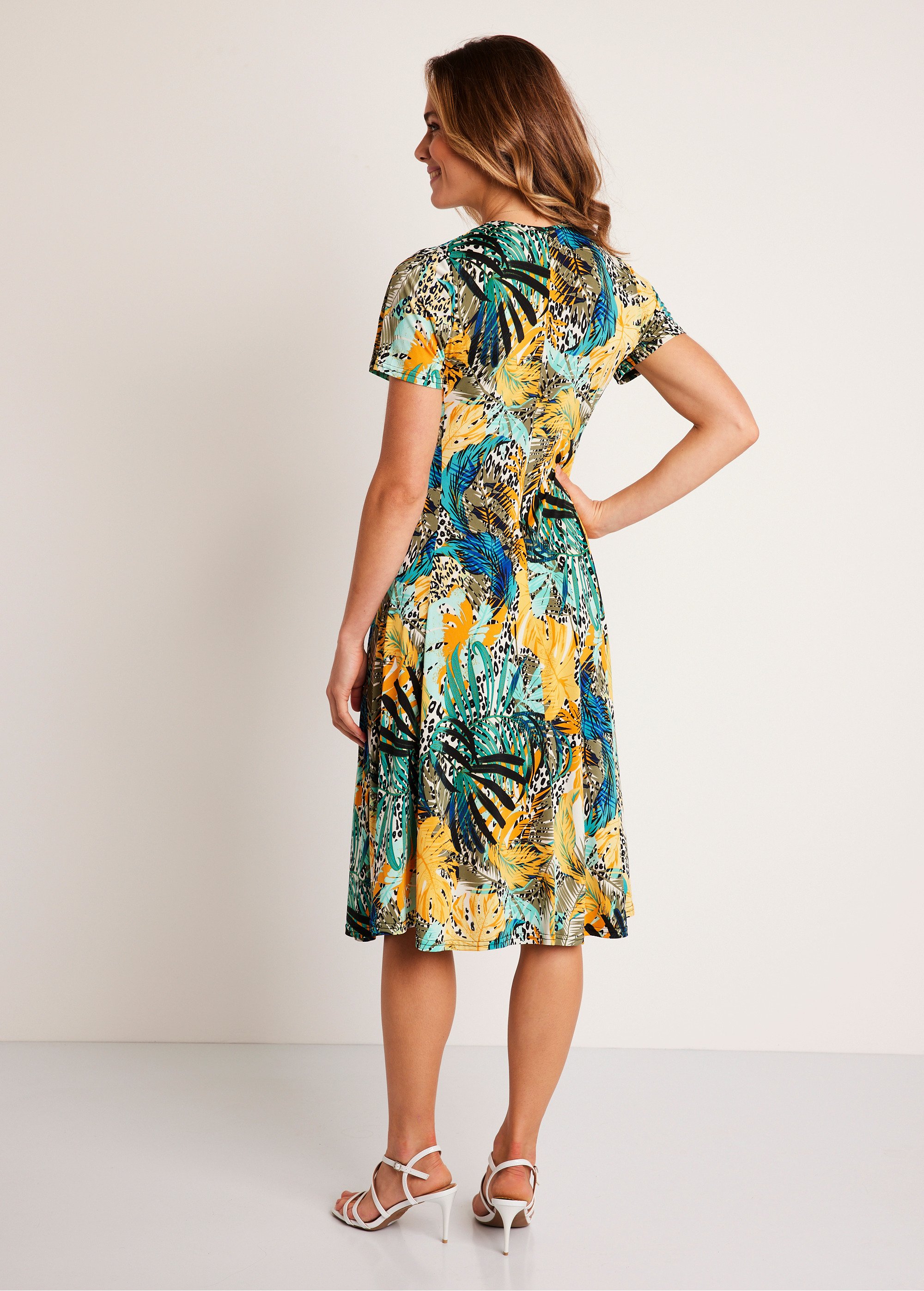 Robe cache-coeur courte floral et peau de bête
