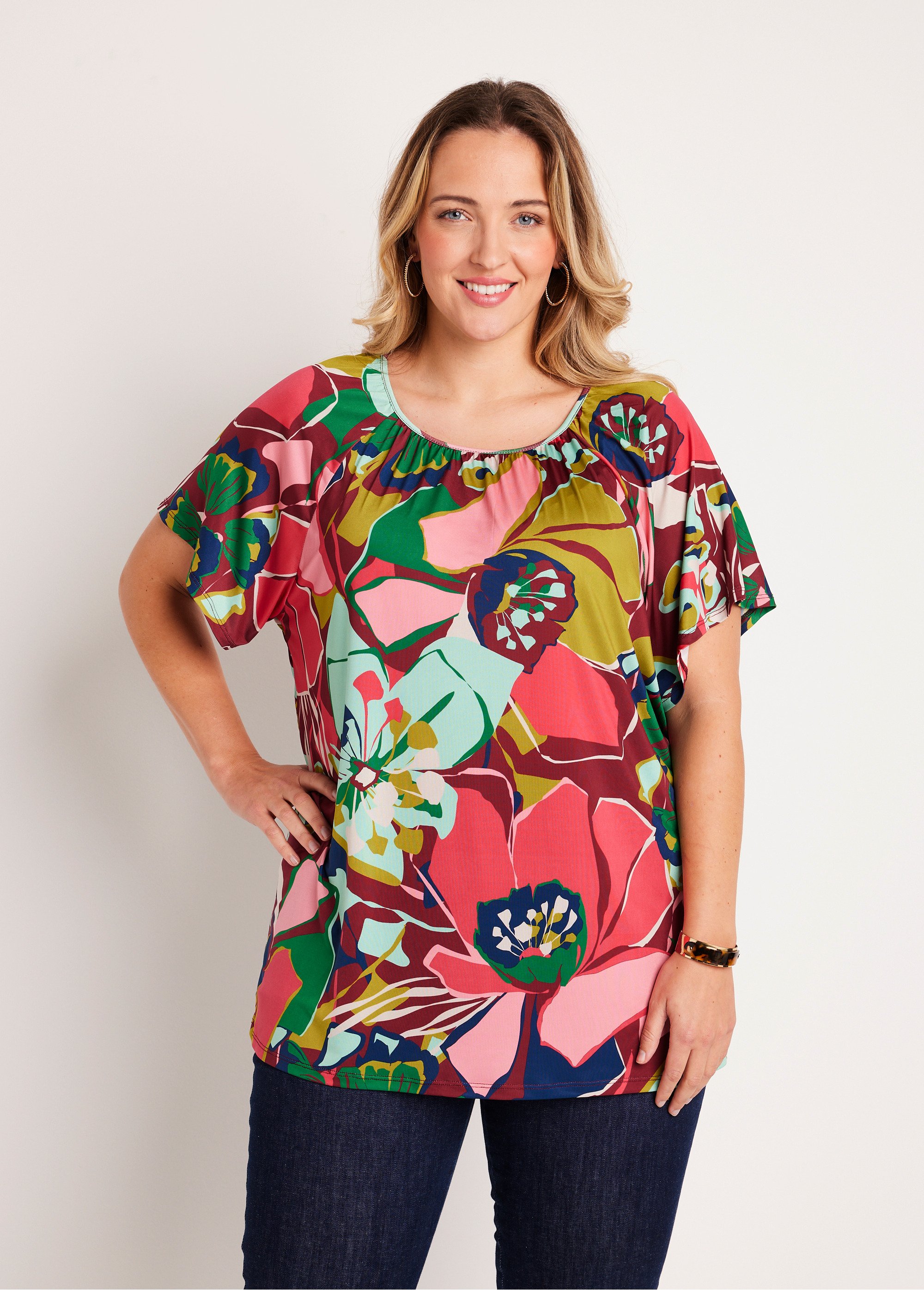 T-shirt long ample uni ou fleuri