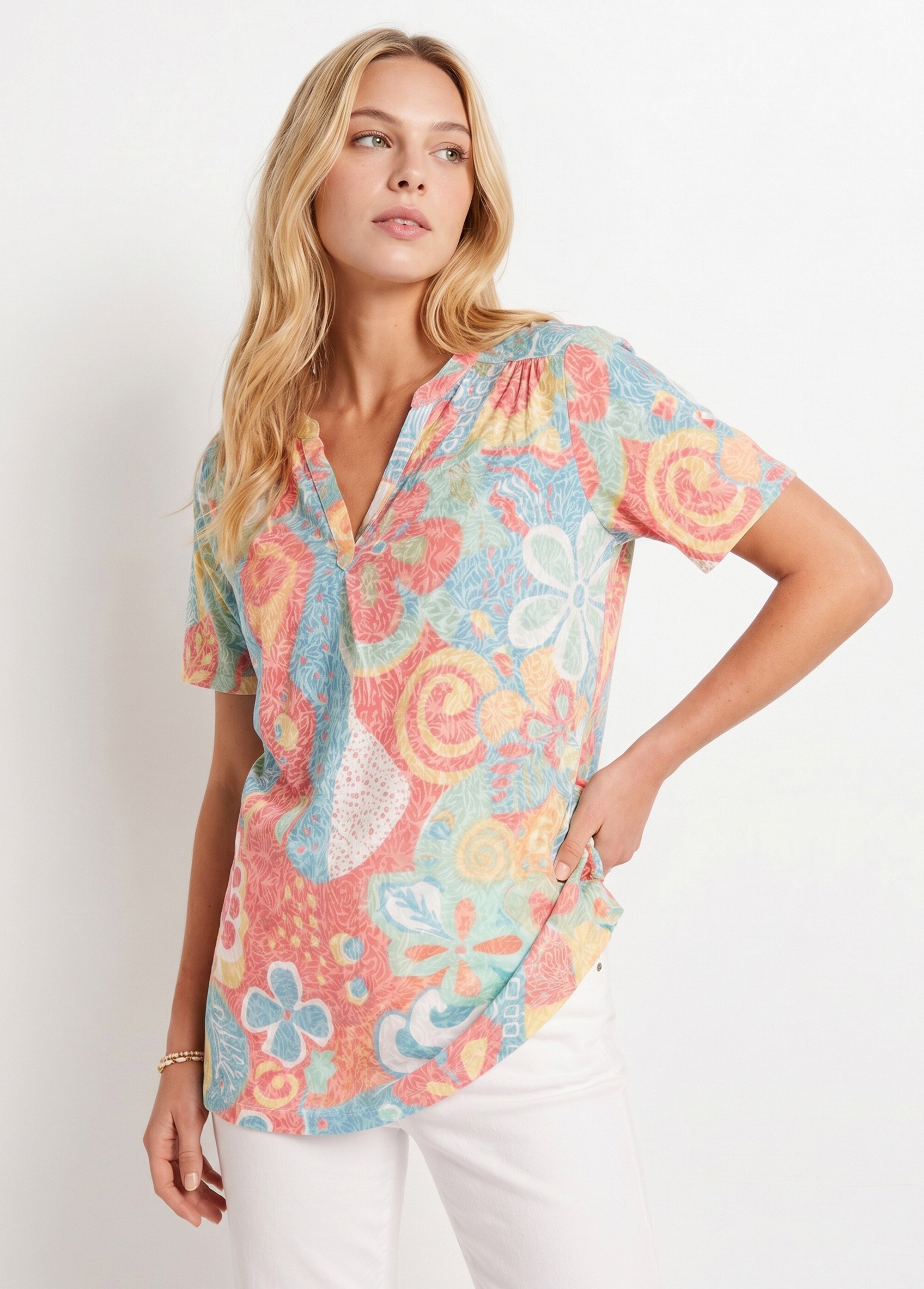 T-shirt long ample fleuri manches courtes