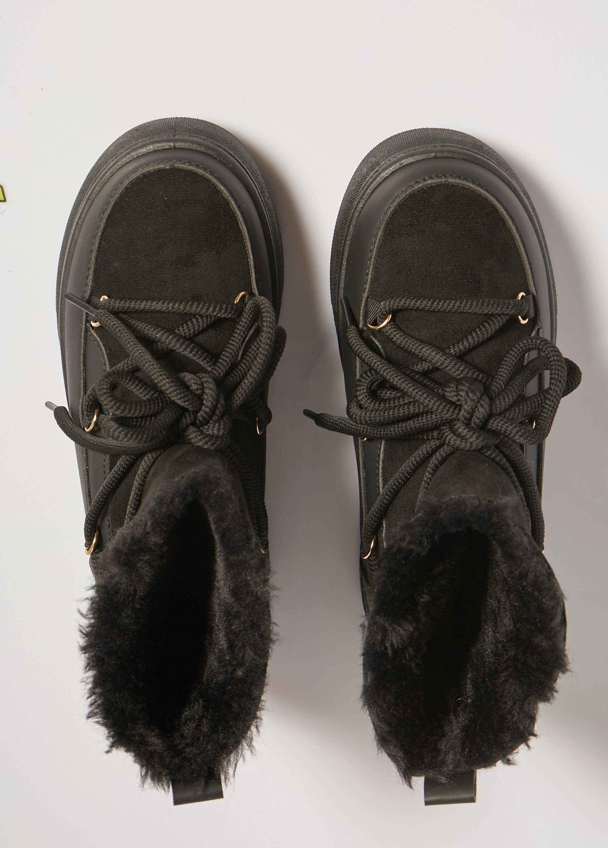 Boots fourrées compensées style après ski Femme Noir MAR8933 OV1