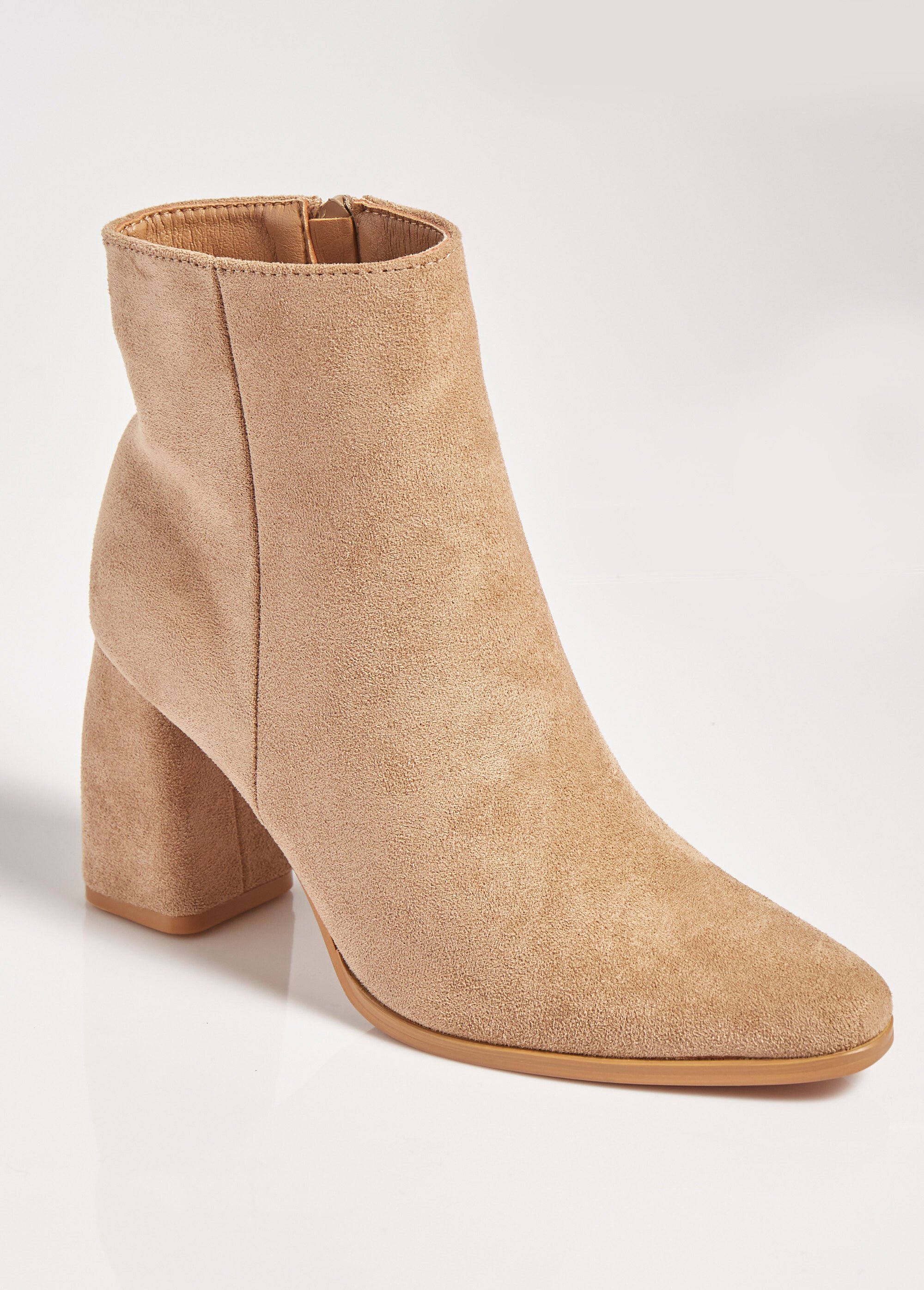 Boots pointues chic à talon, en suédine