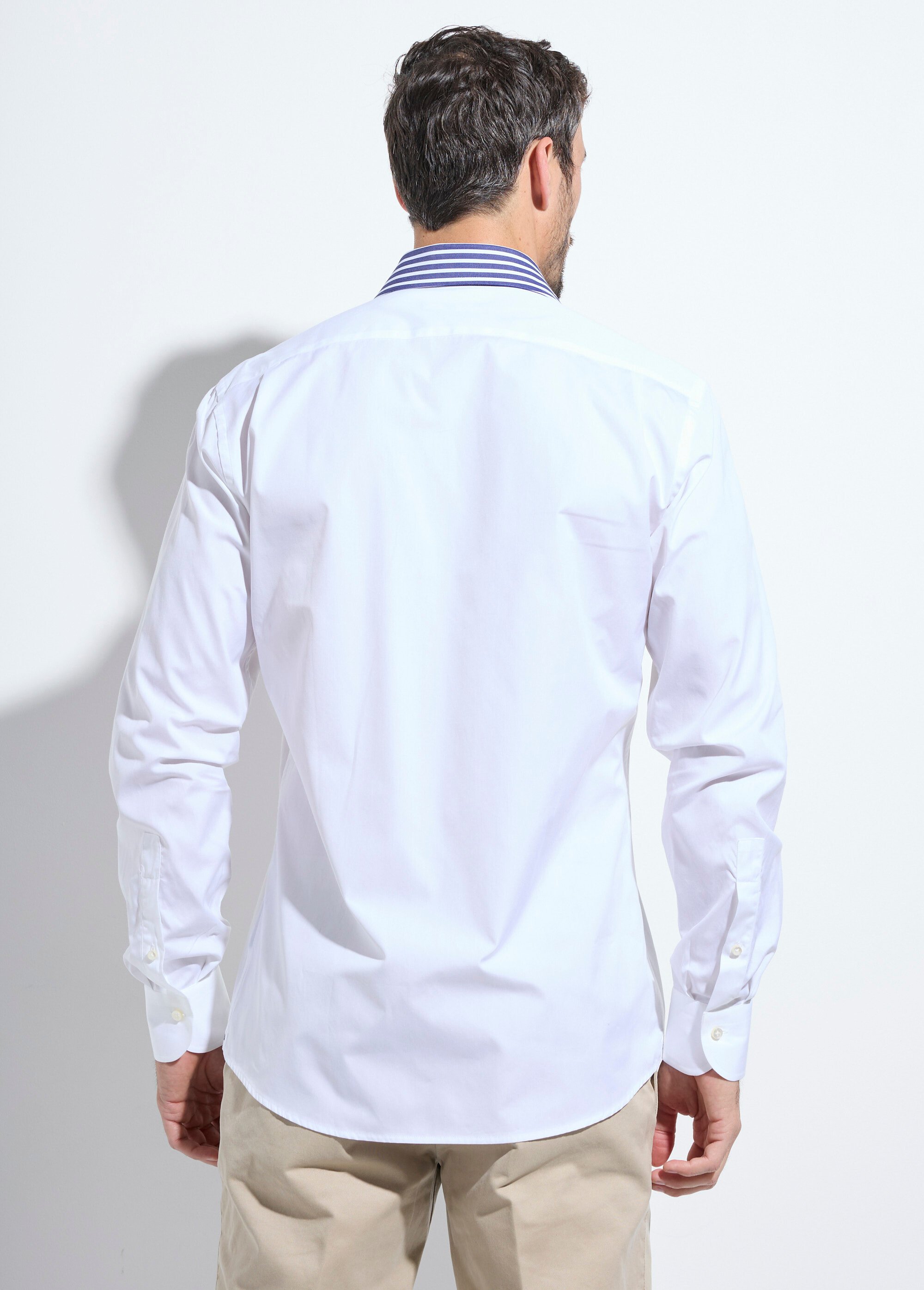 Chemise chic col rayé avec baleines