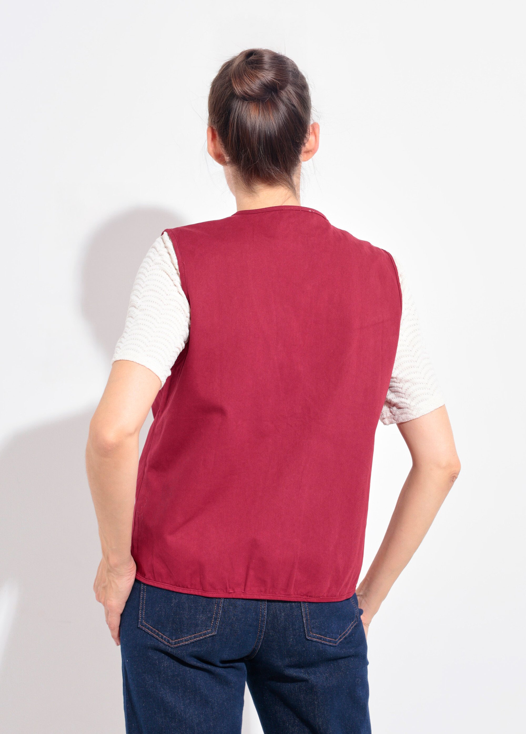 Gilet sans manches col rond en twill Femme Rouge IA-R5779 DO1