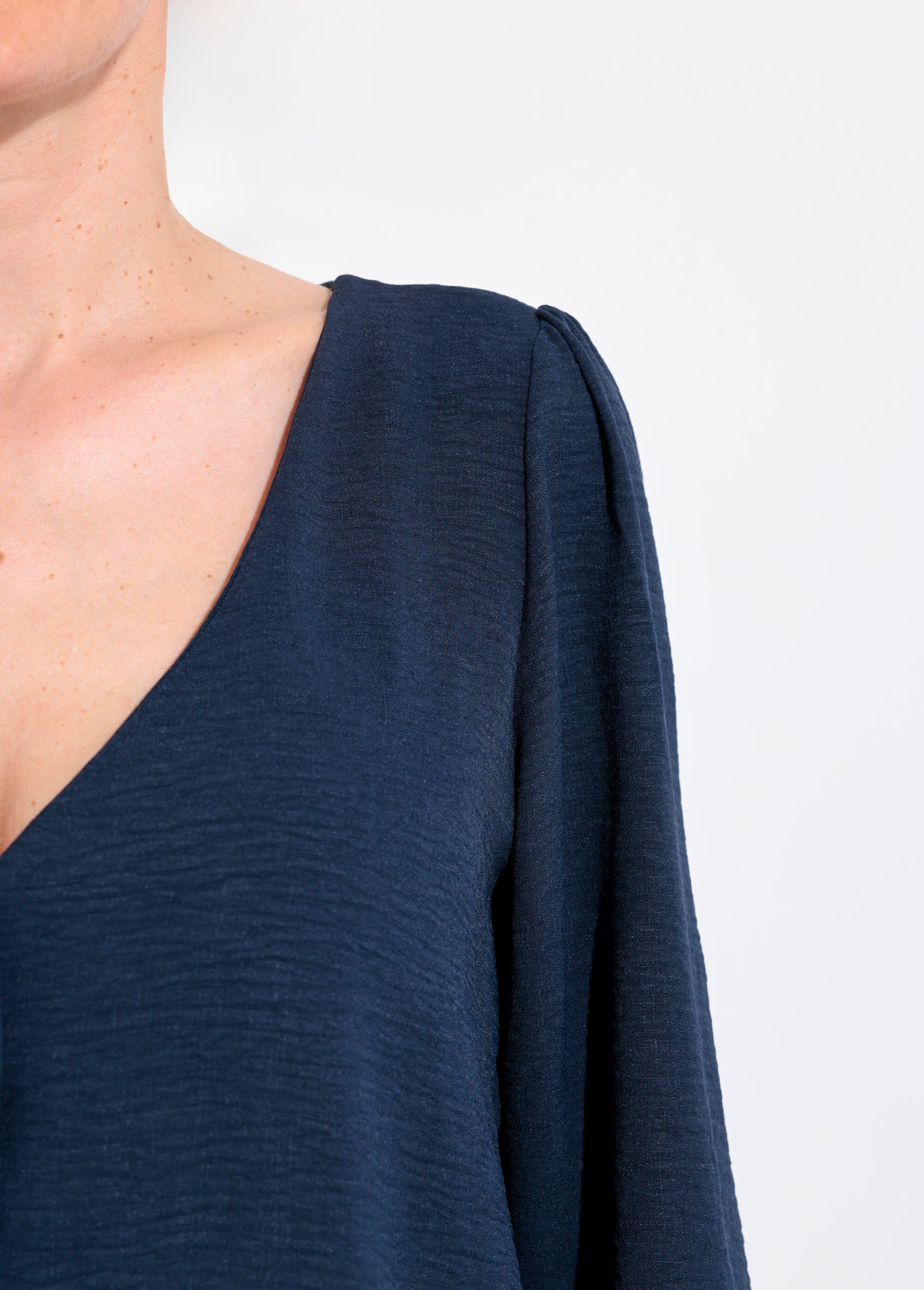 Tunique reliefée boutonnée, col V Femme Bleu IA-R5769 DE2