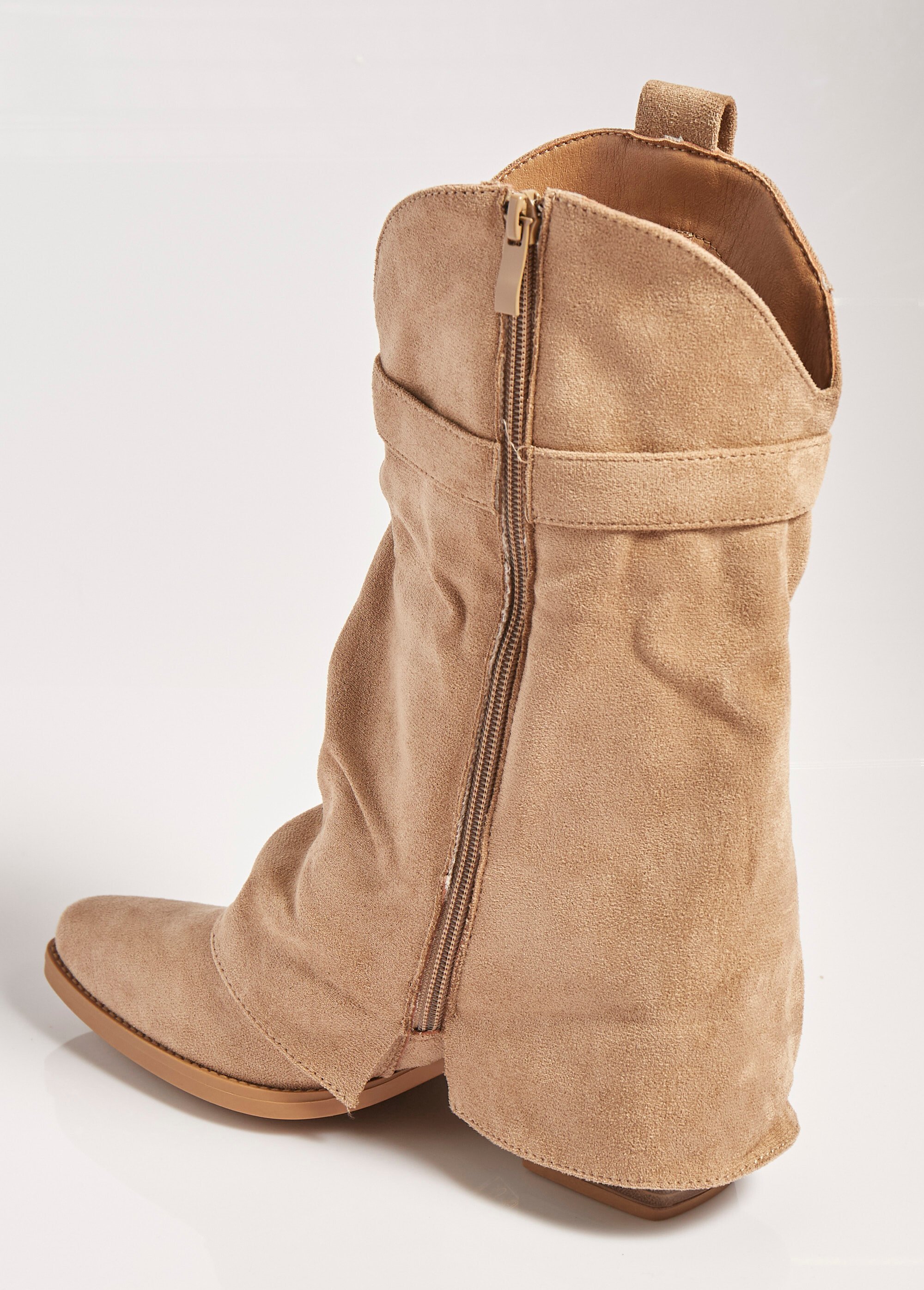 Bottes froissées à talon style cow girl Femme Beige QUEFC73 DO1