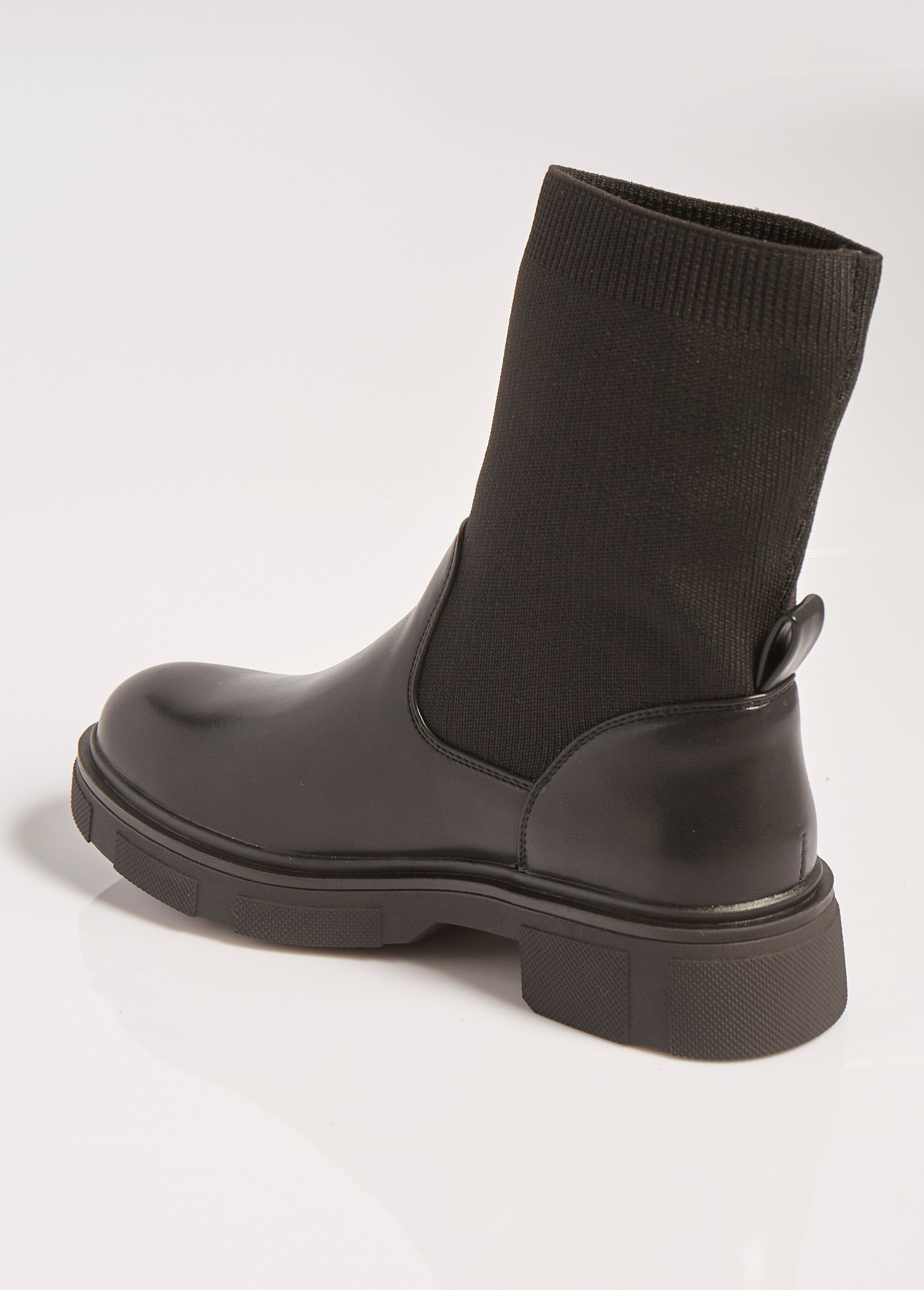 Bottines montantes style chaussettes