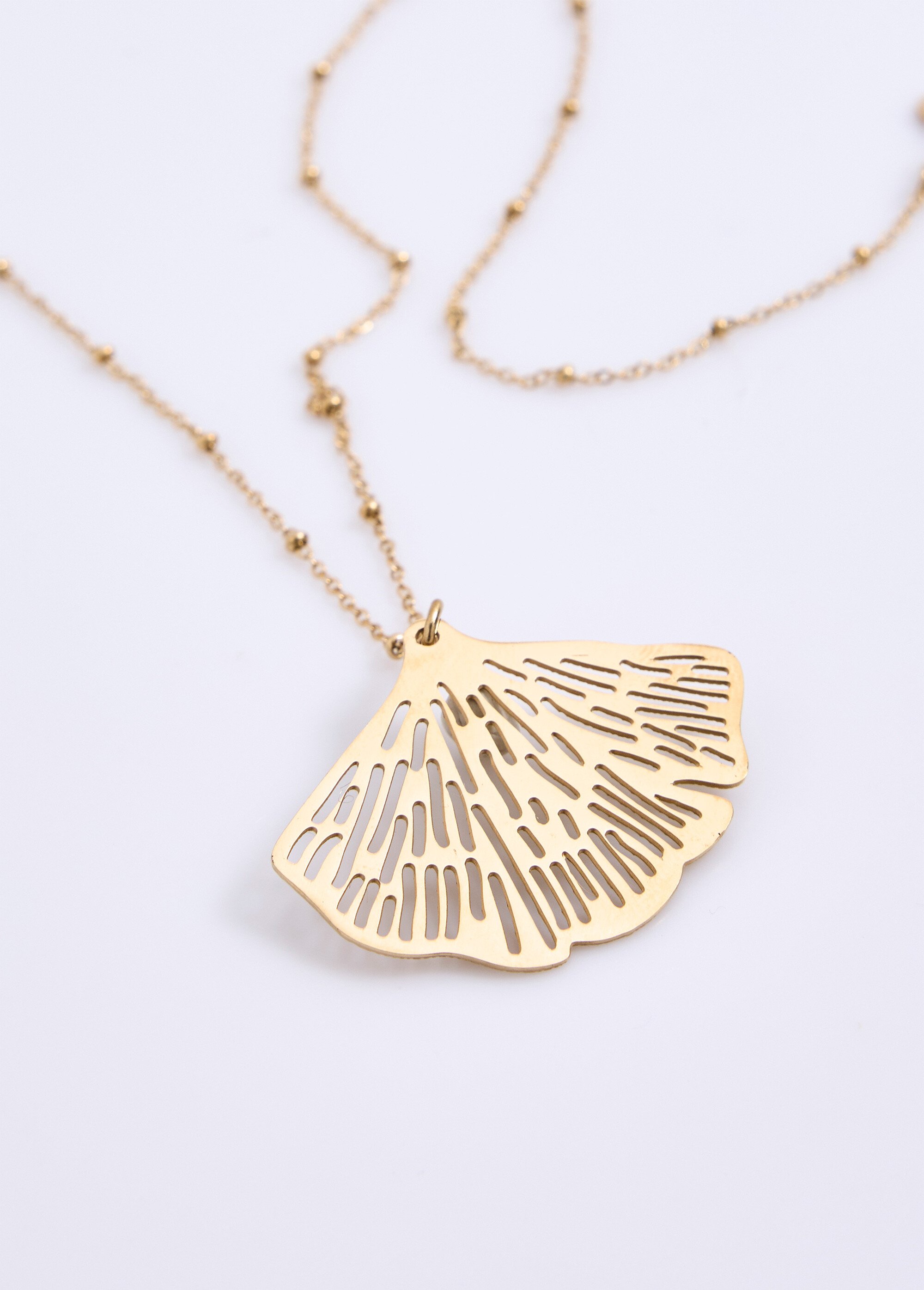 Collier avec pendentif feuille acier inoxydable doré