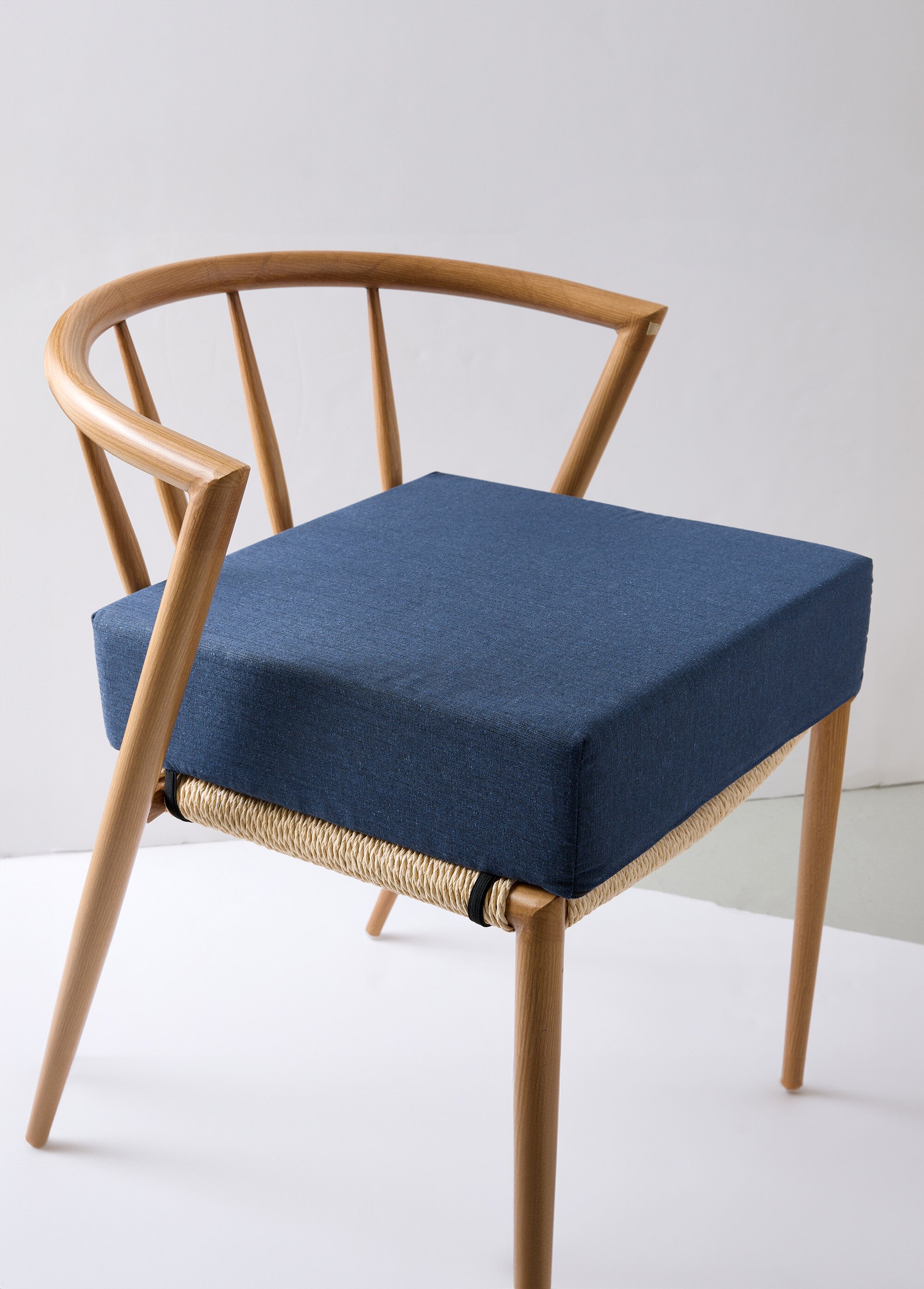 Coussin rehausseur de chaise déhoussable Bleu ROLANDO FA1