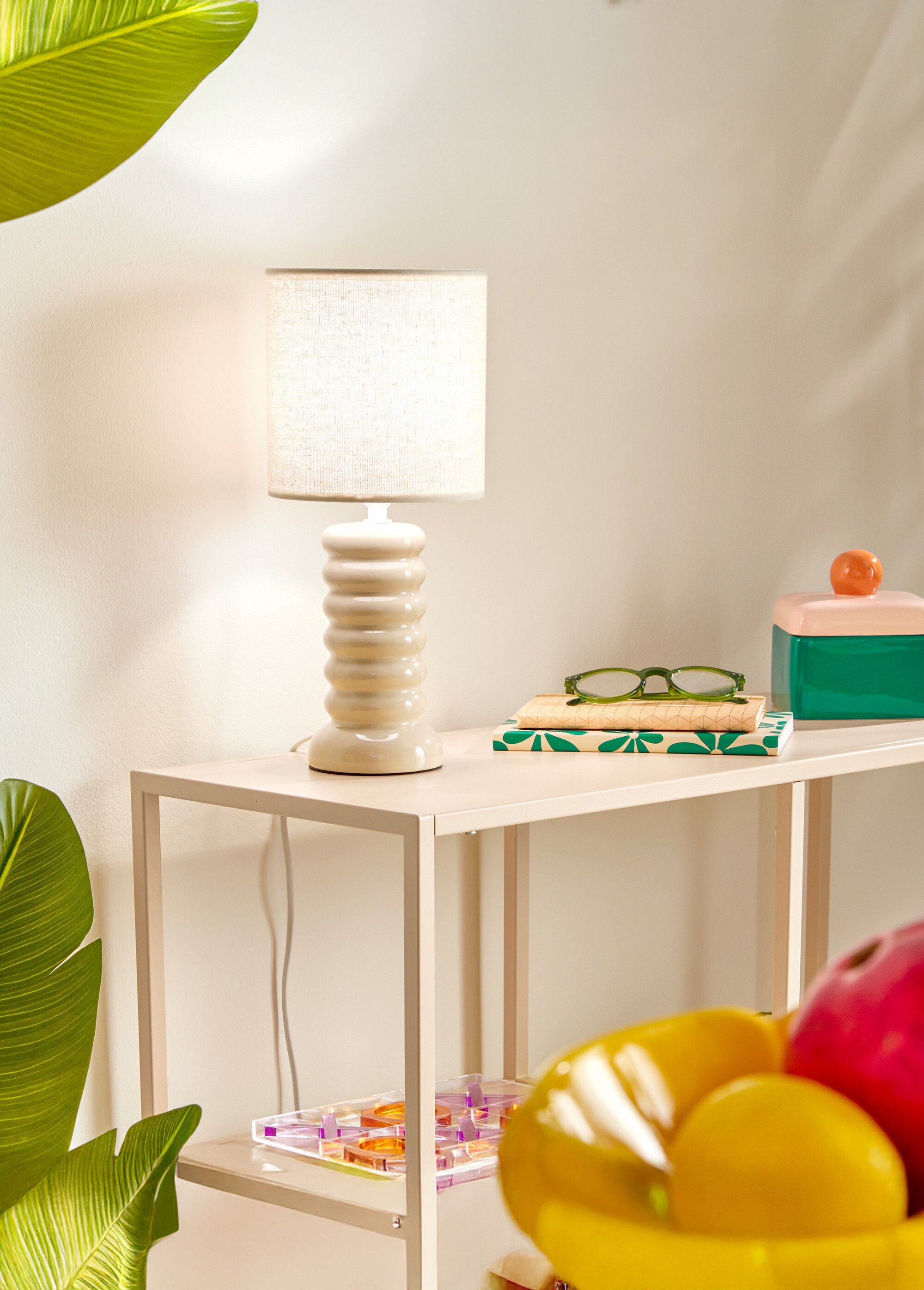 Lampe avec pied céramique ondulé BEIGE JJA-210364B SI1