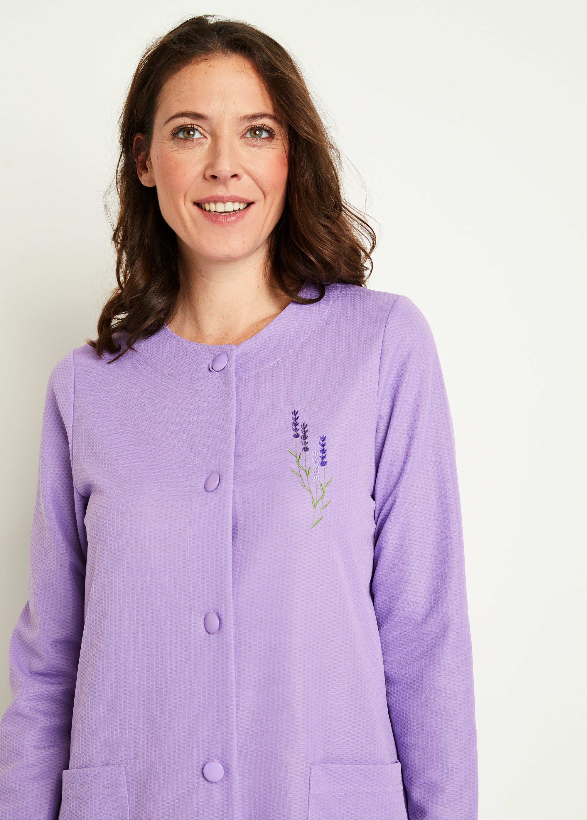 Peignoir boutonné brodé