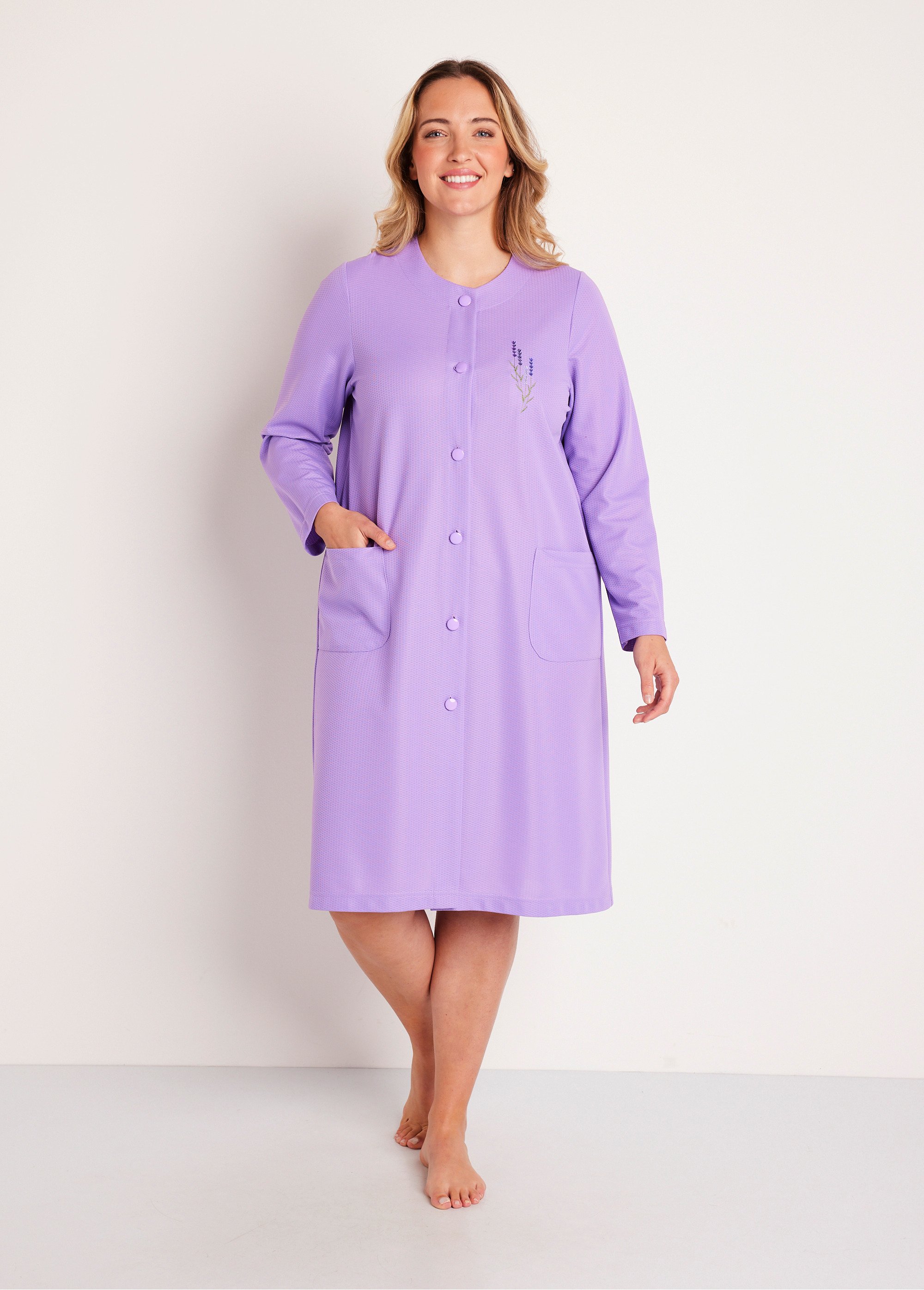 Peignoir boutonné brodé