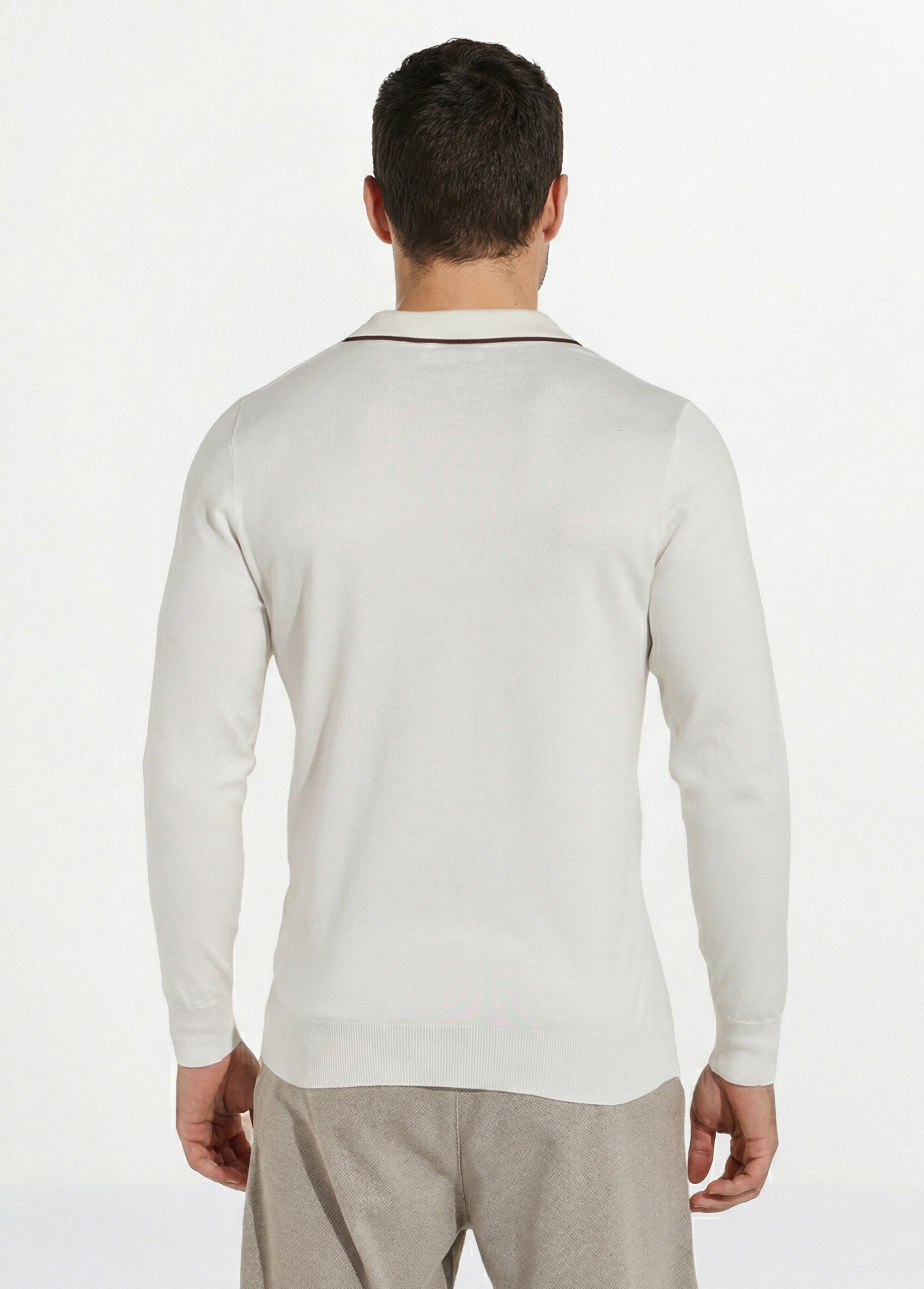 Pull maille texturée fine jauge col polo