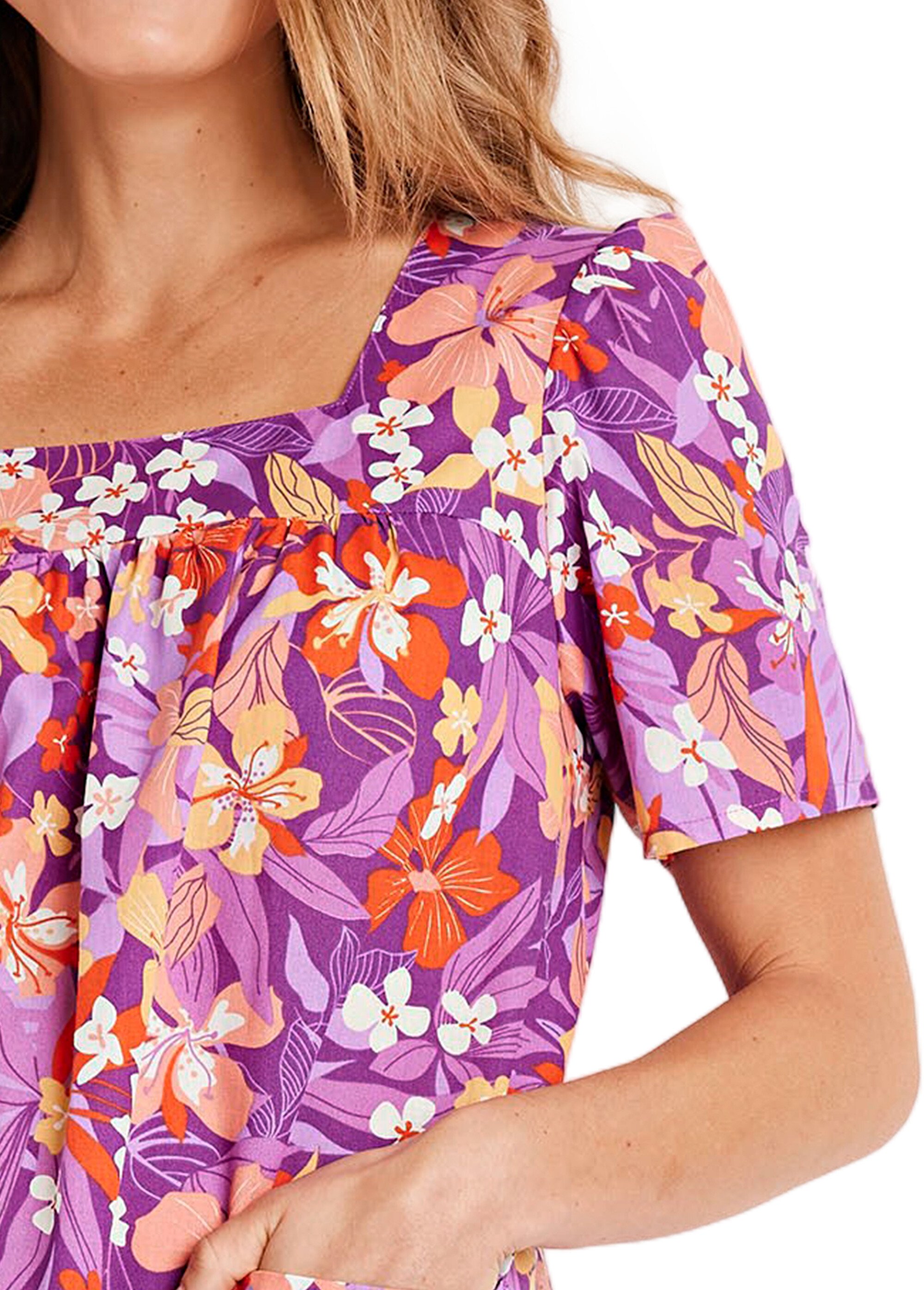 Robe-tablier courte manches courtes