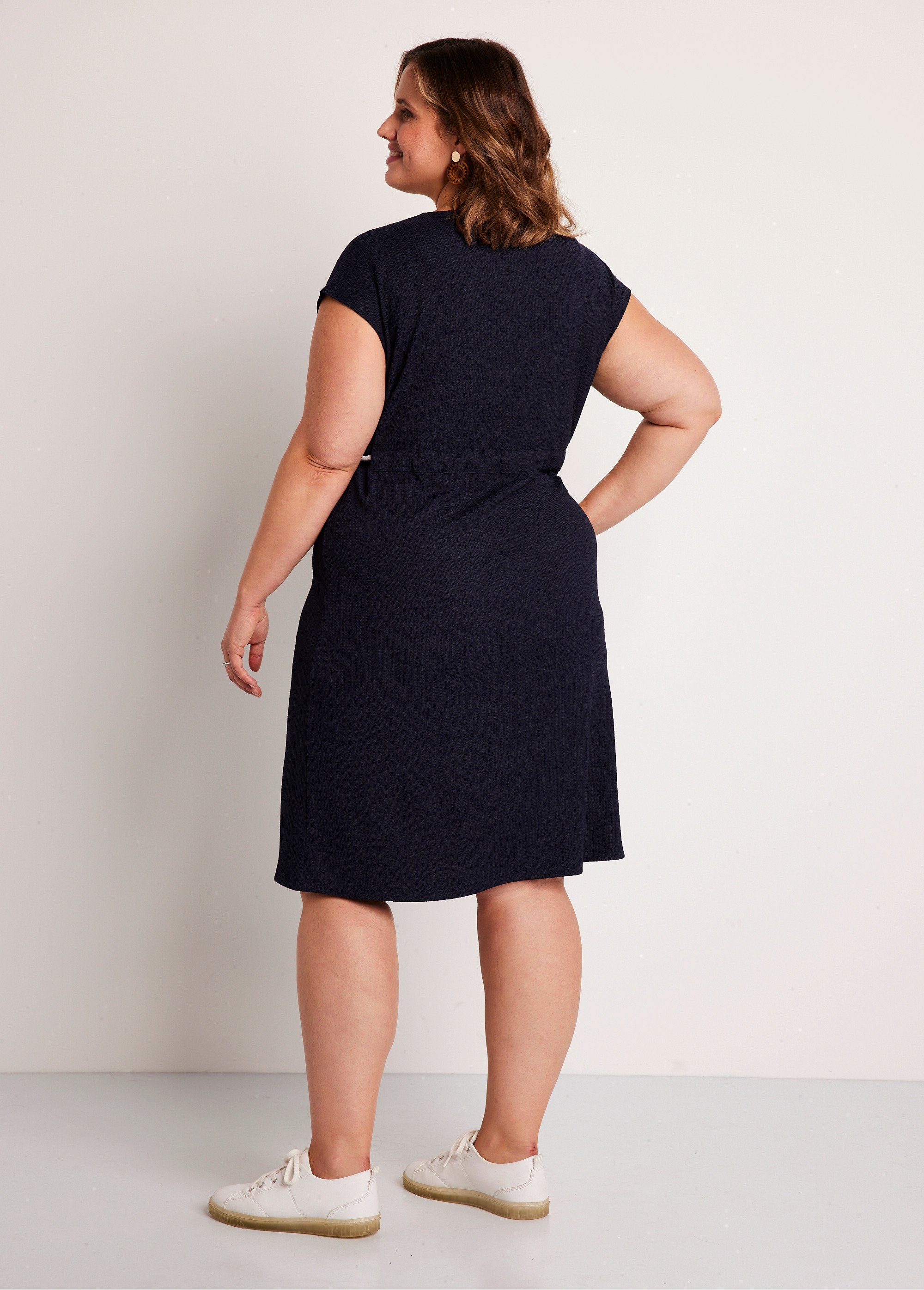 Robe courte boutonnée maille unie