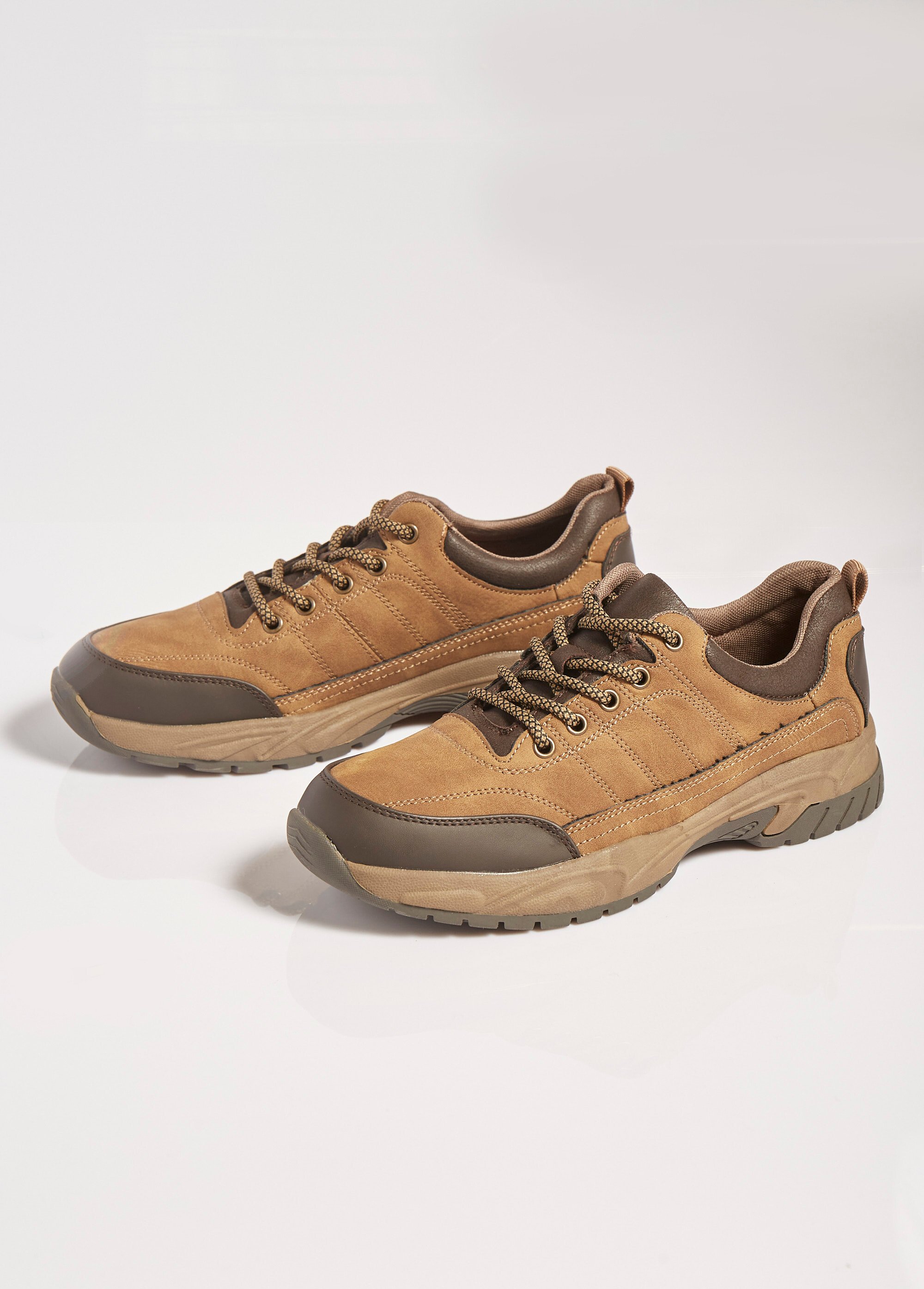 Baskets plein air style sportswear