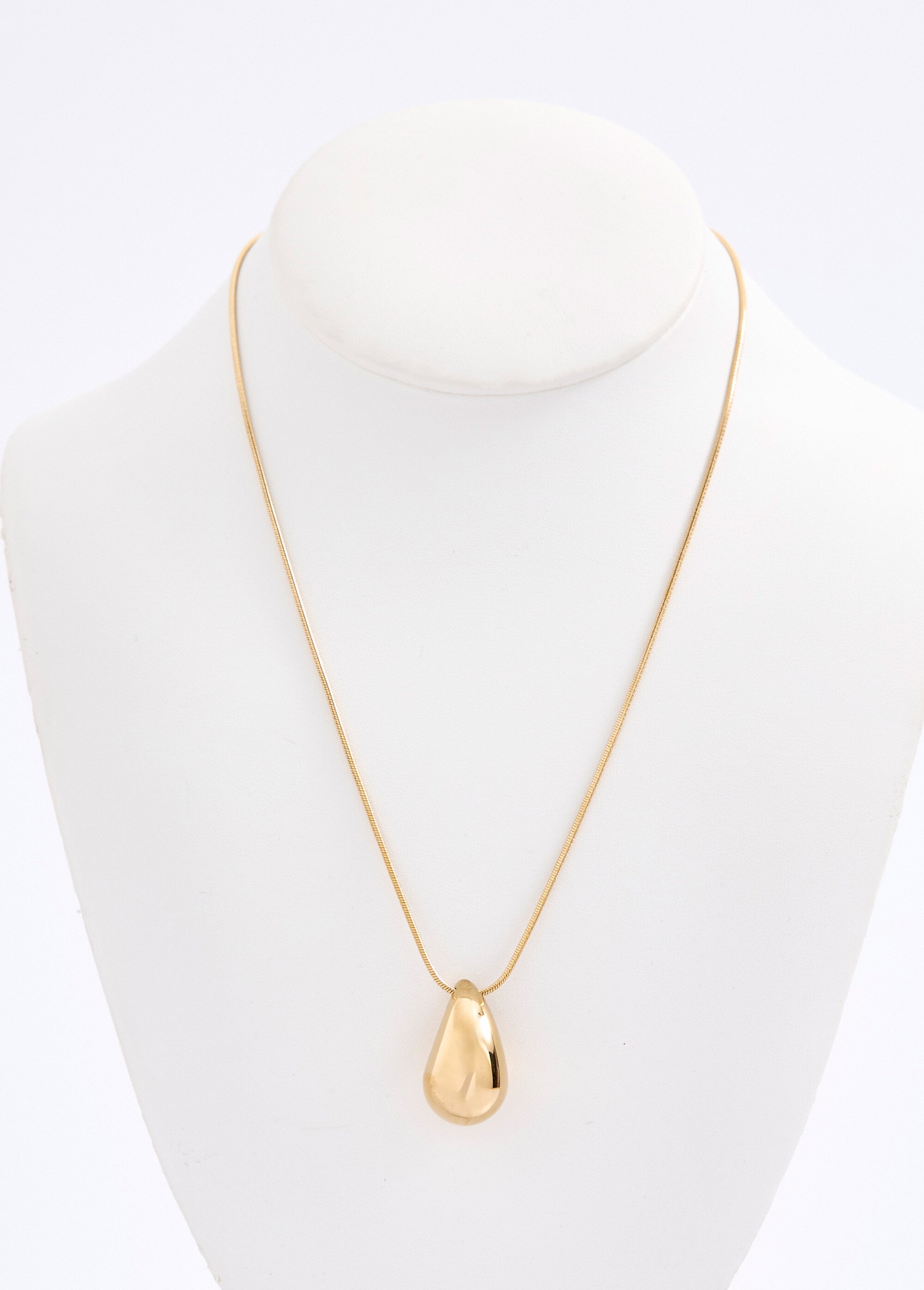 Collier avec pendentif goutte acier inoxydable doré