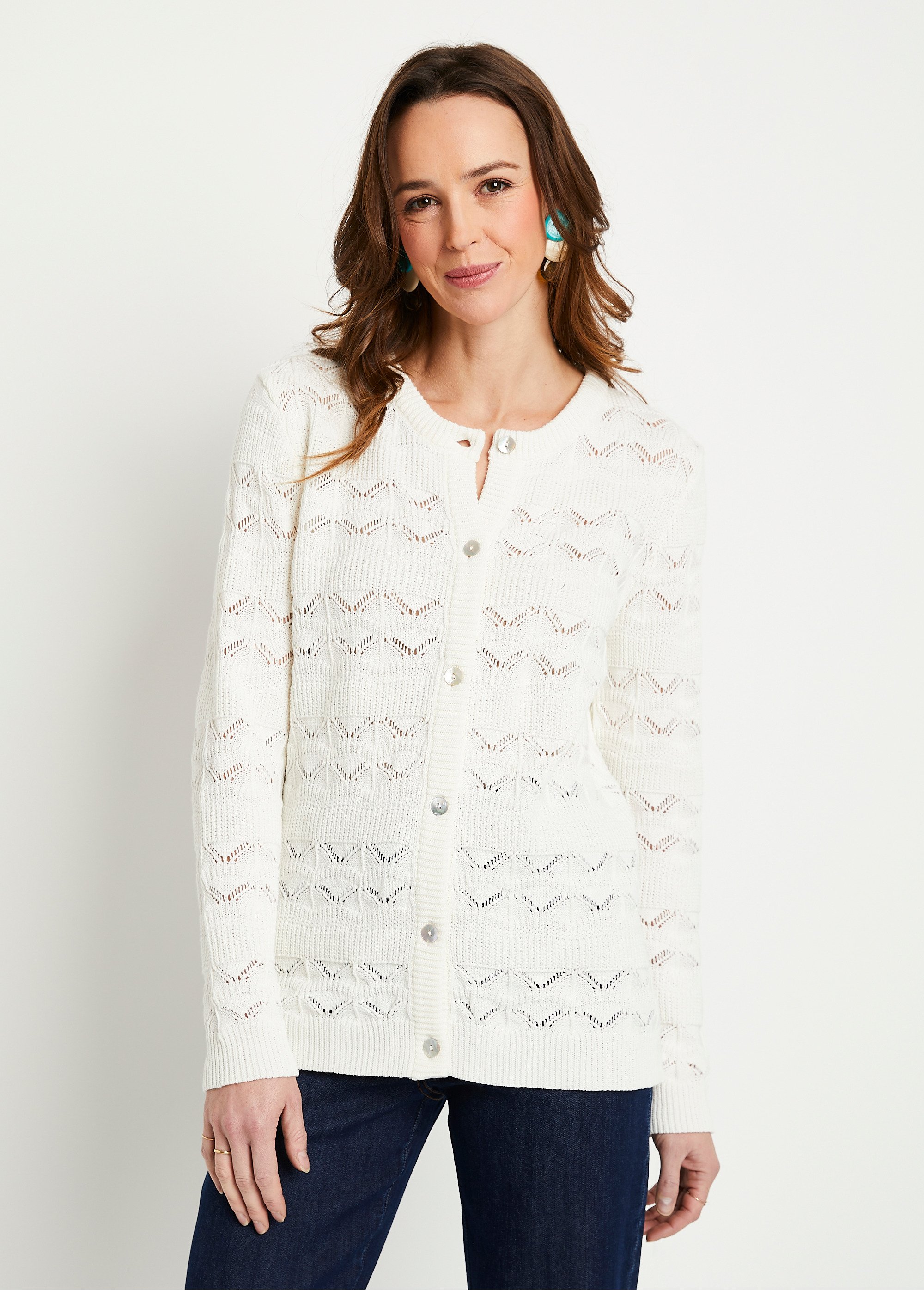 Gilet cardigan court ajouré boutonné