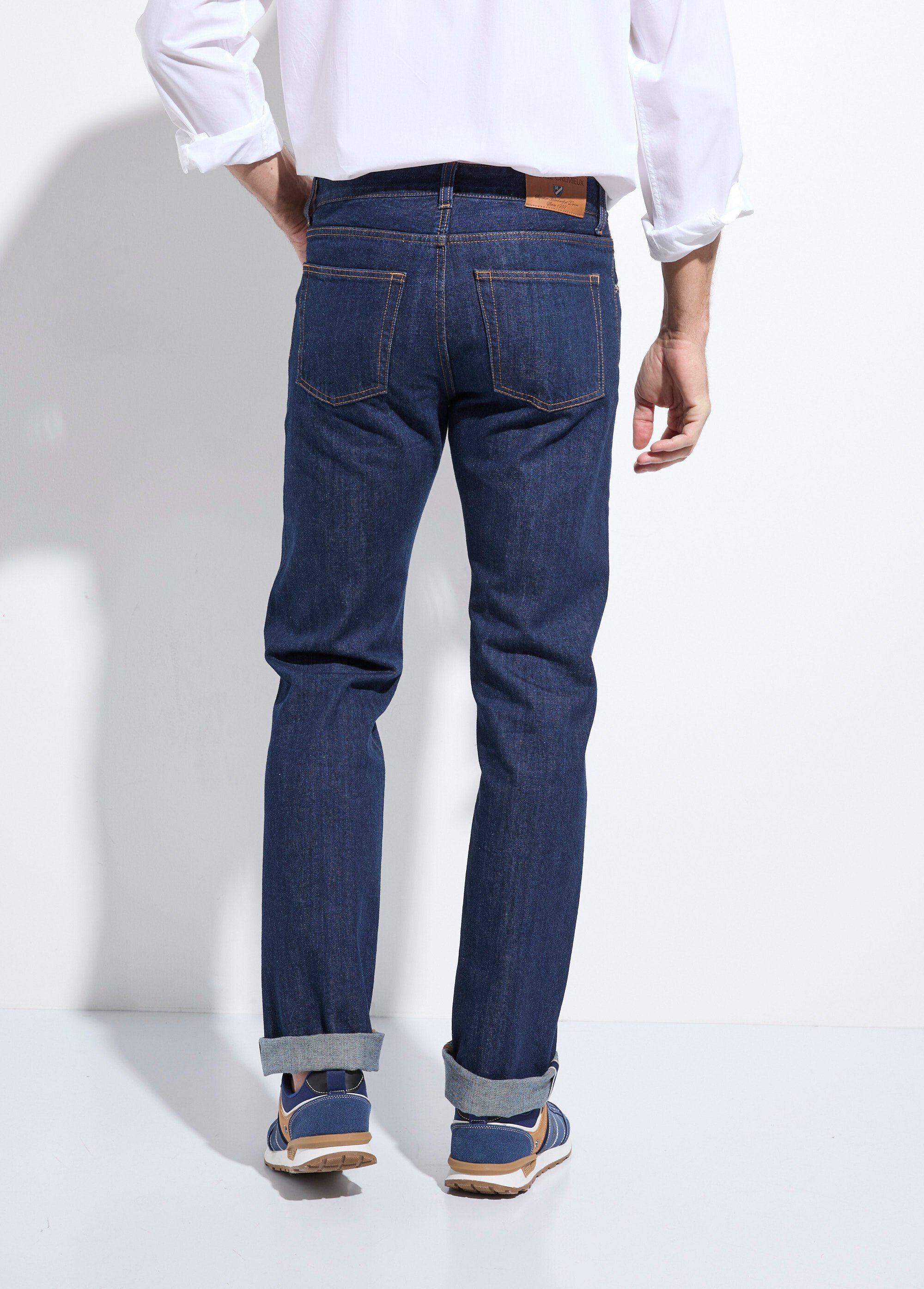 Jean 5 poches bas droit, en denim