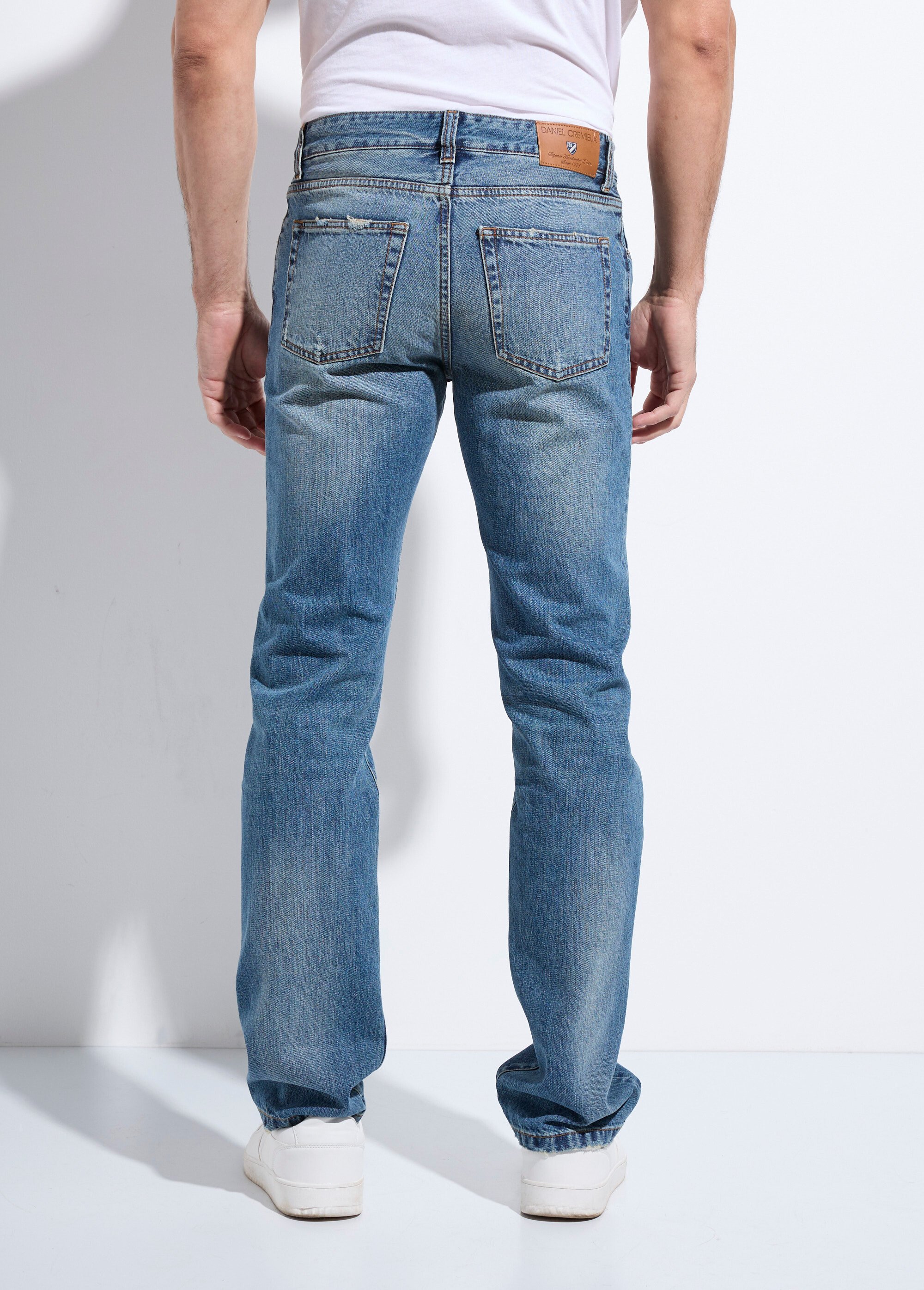 Jean 5 poches bas droit, en denim