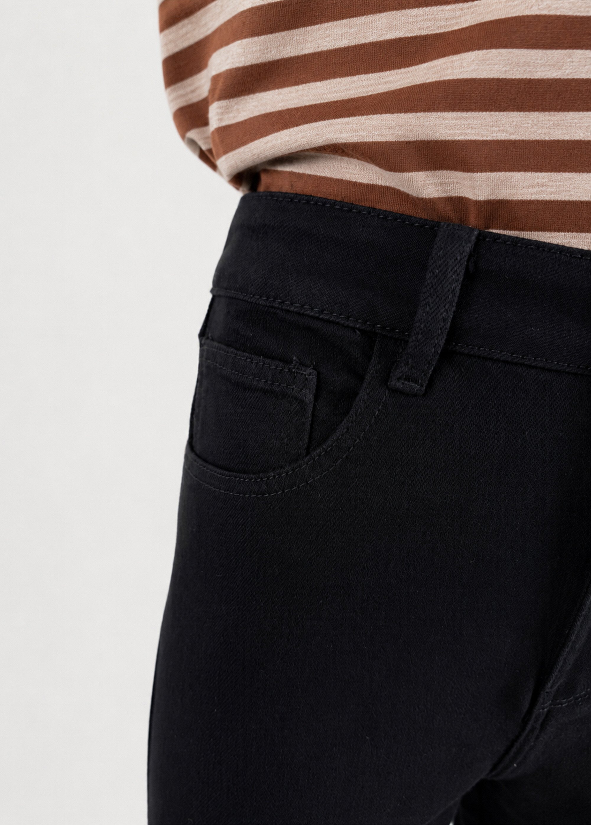 Jean droit denim, coupe spécial GRANDE Femme Noir OR-JD444 DE1
